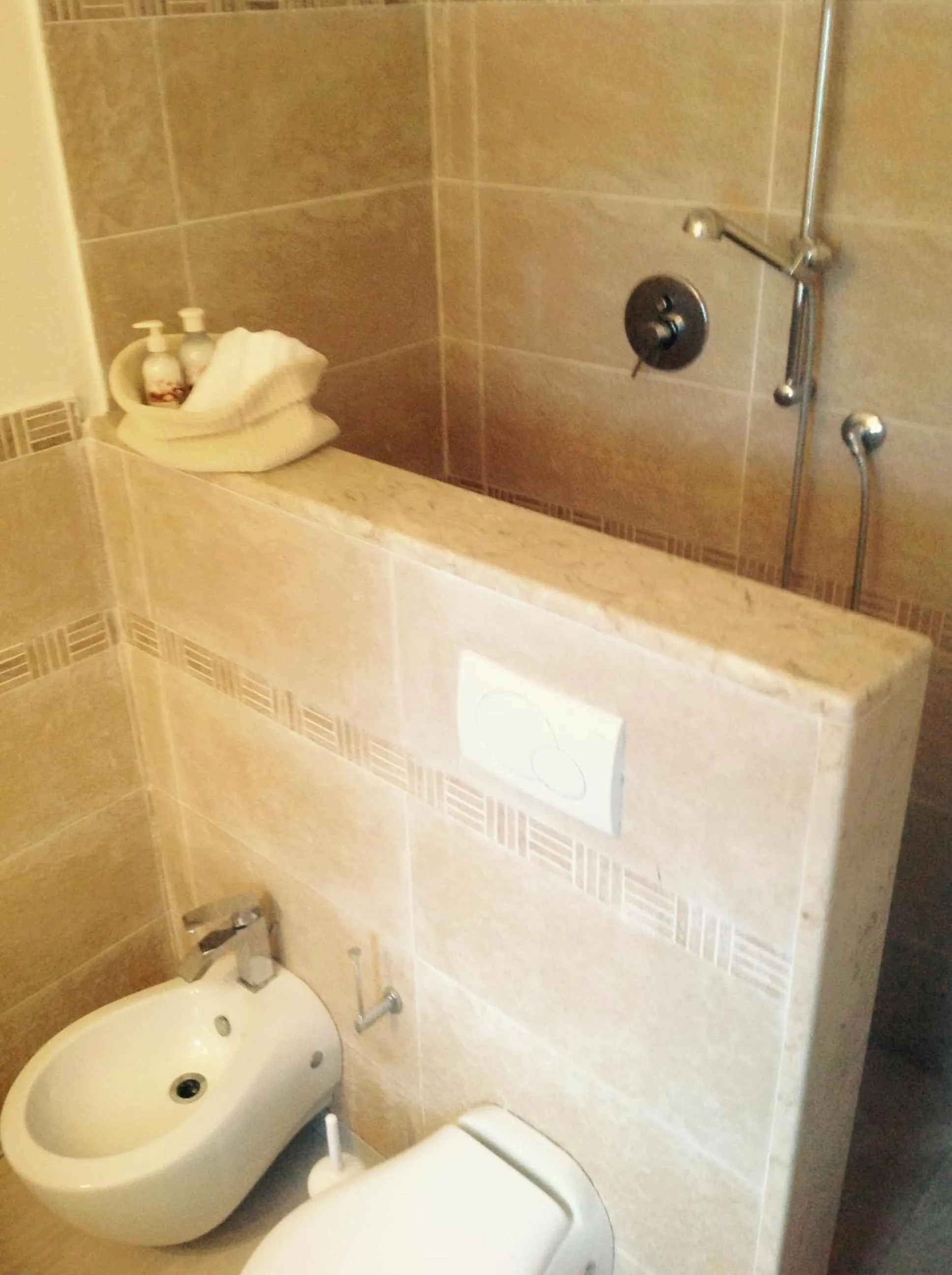 Shower in B&B La Bergerie
