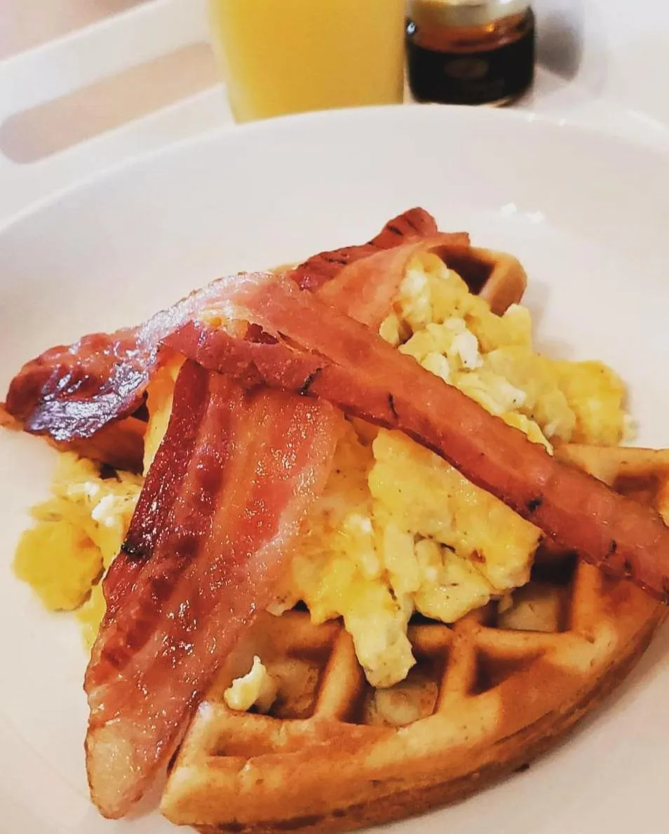 Restaurant/places to eat in Le 900 Tremblant Inn Café and Bistro