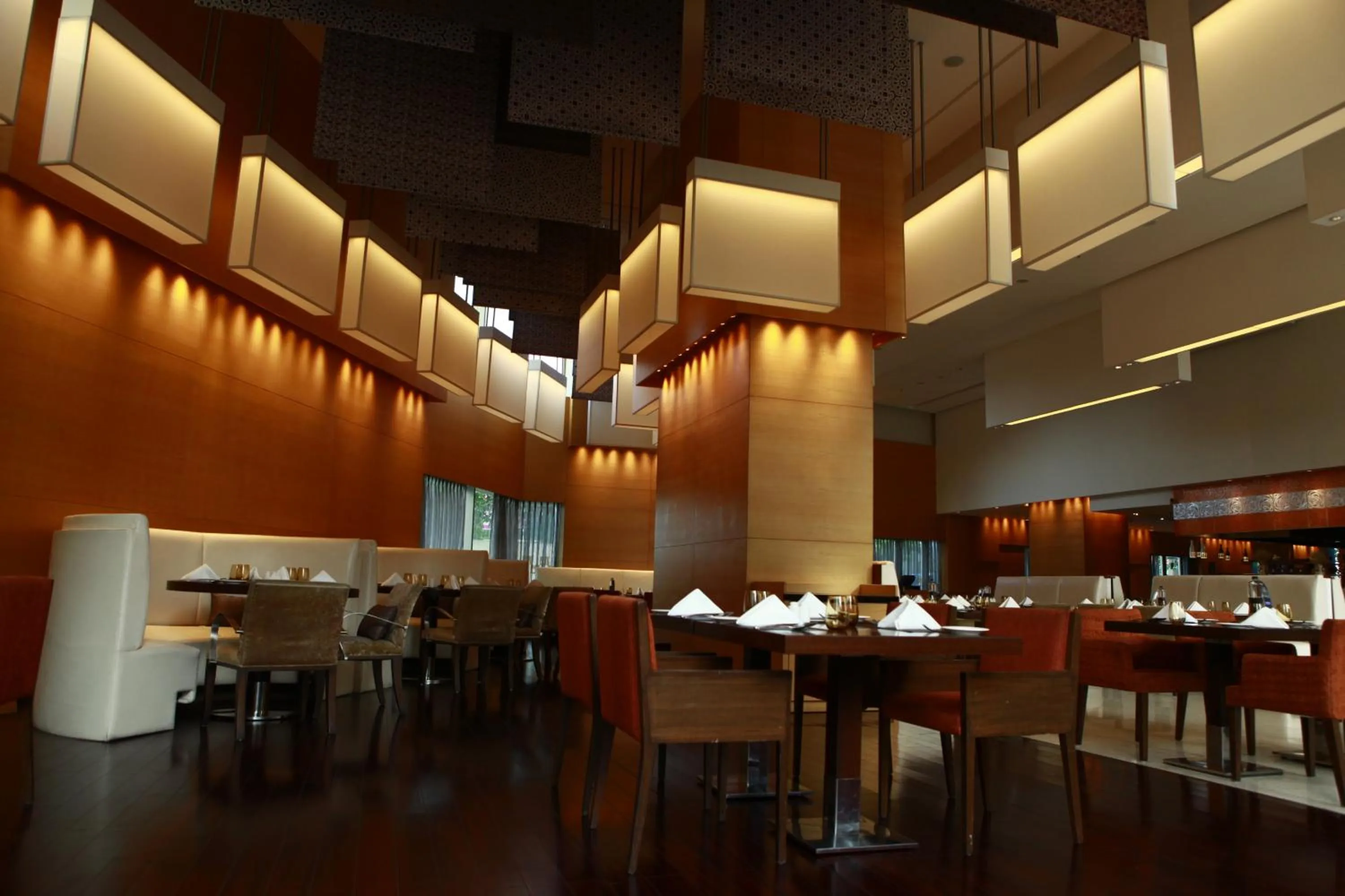 Restaurant/places to eat in Novotel Pune Viman Nagar Road