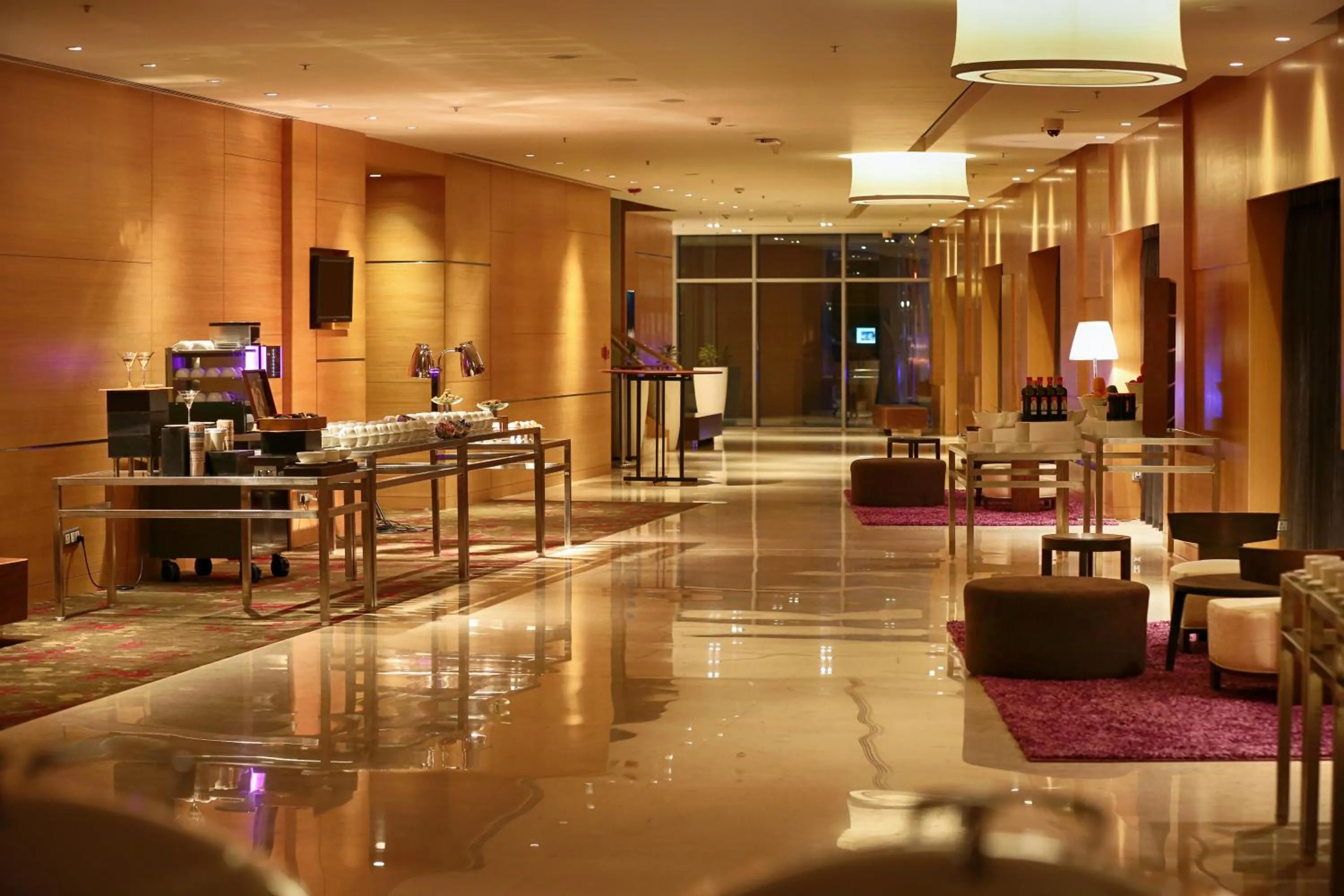 Lobby or reception in Novotel Pune Viman Nagar Road