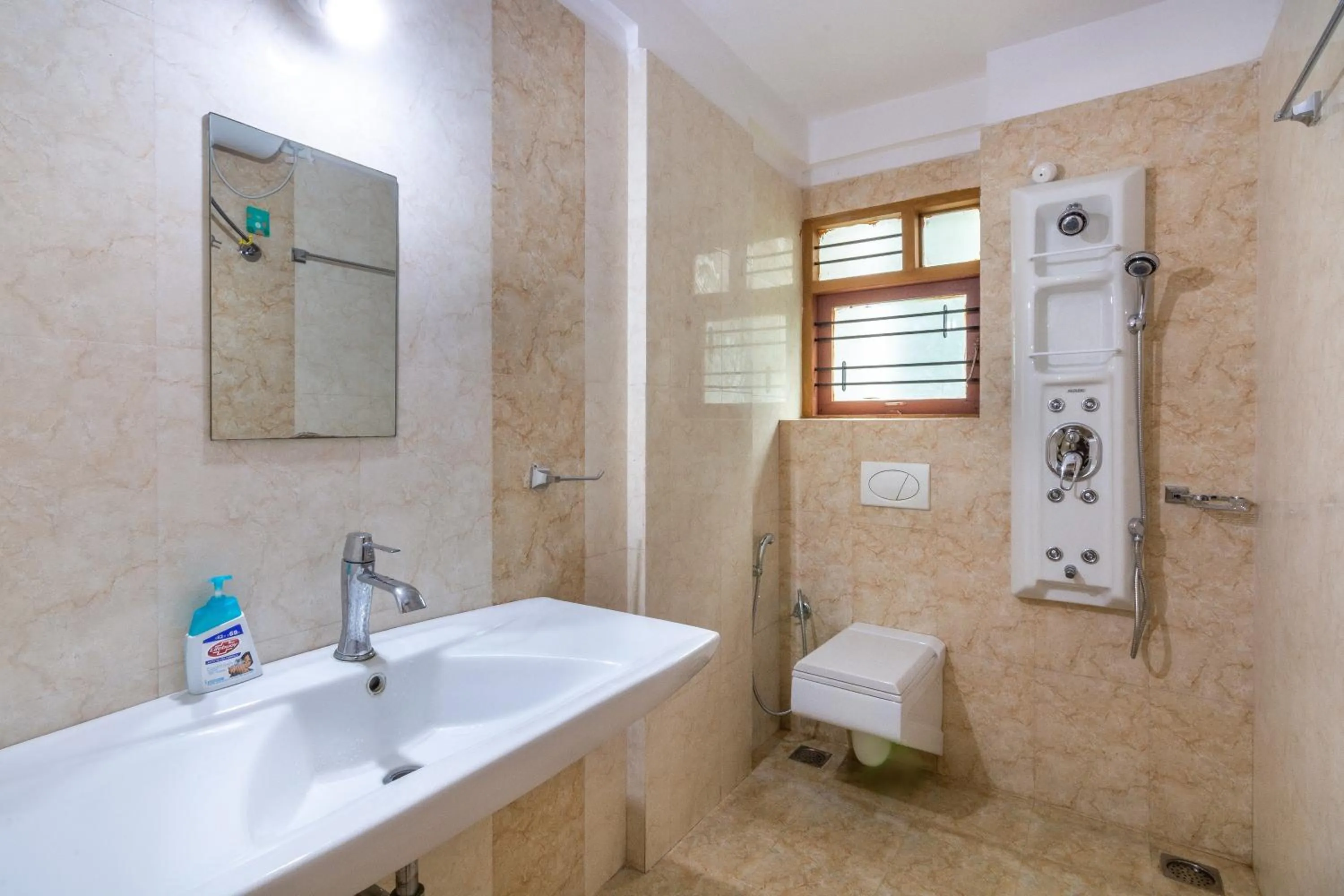 Bathroom in Guesture Serviced Residences, Alta Vista