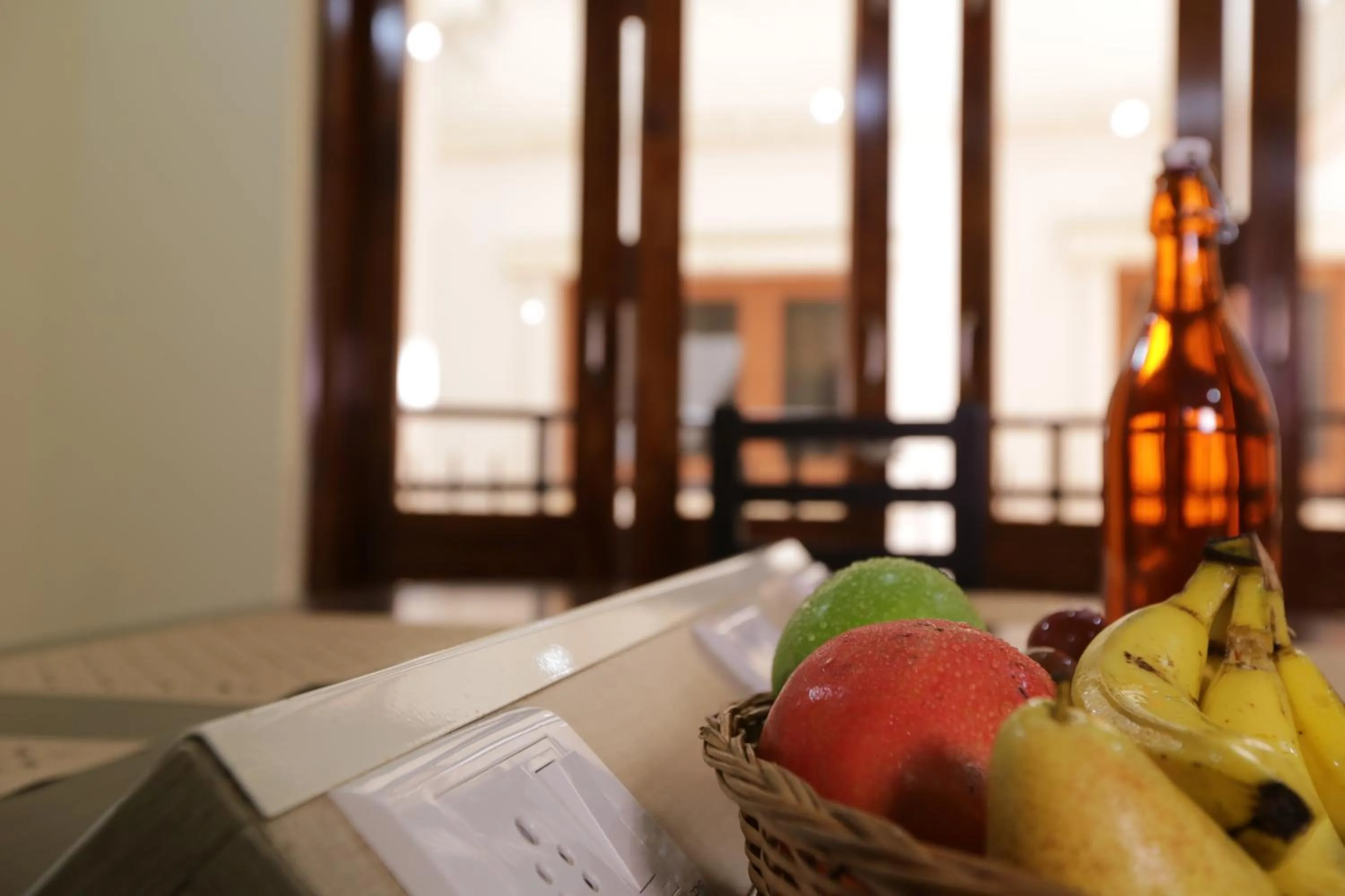 Dining area in Guesture Serviced Residences, Alta Vista