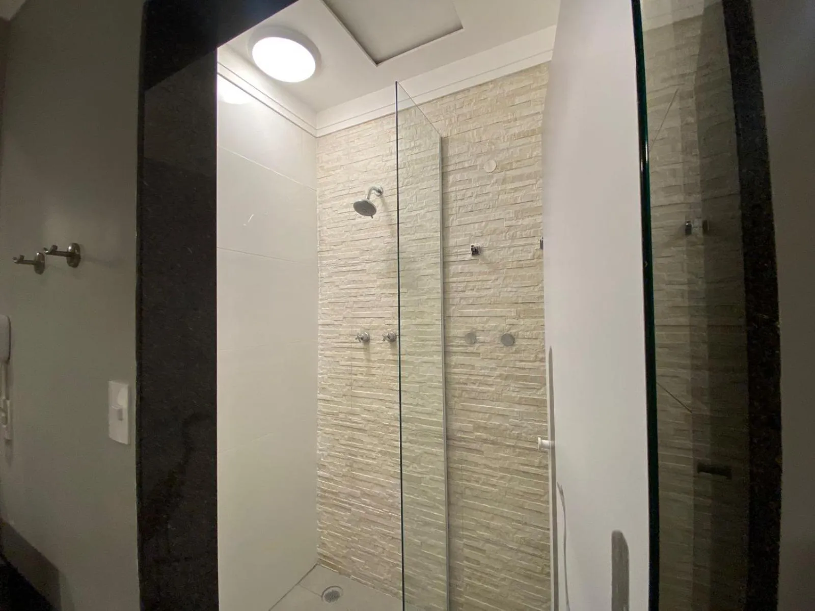 Shower in Hotel PrimeInn