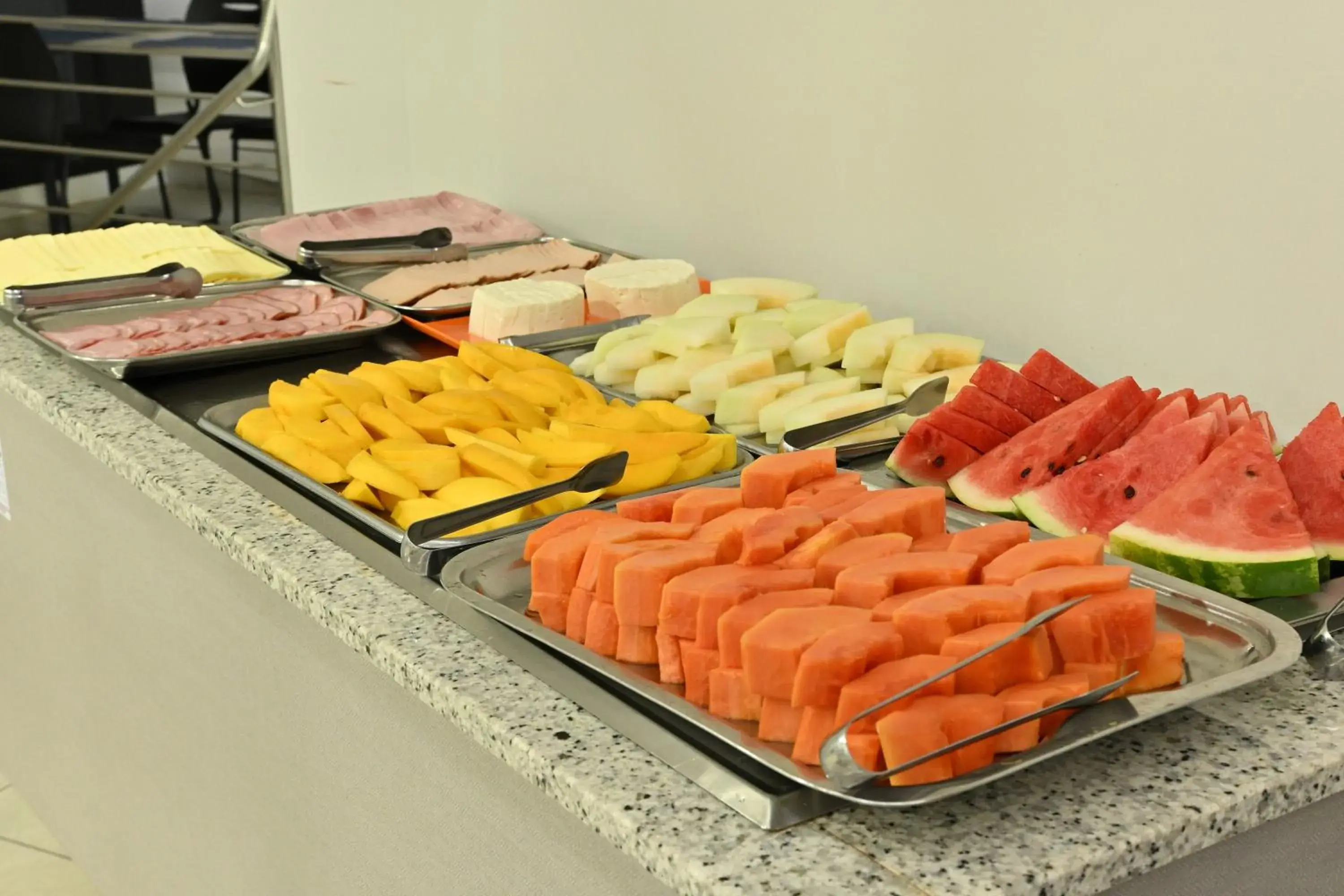 Food and drinks in Hotel PrimeInn Food and drinks in Hotel PrimeInn