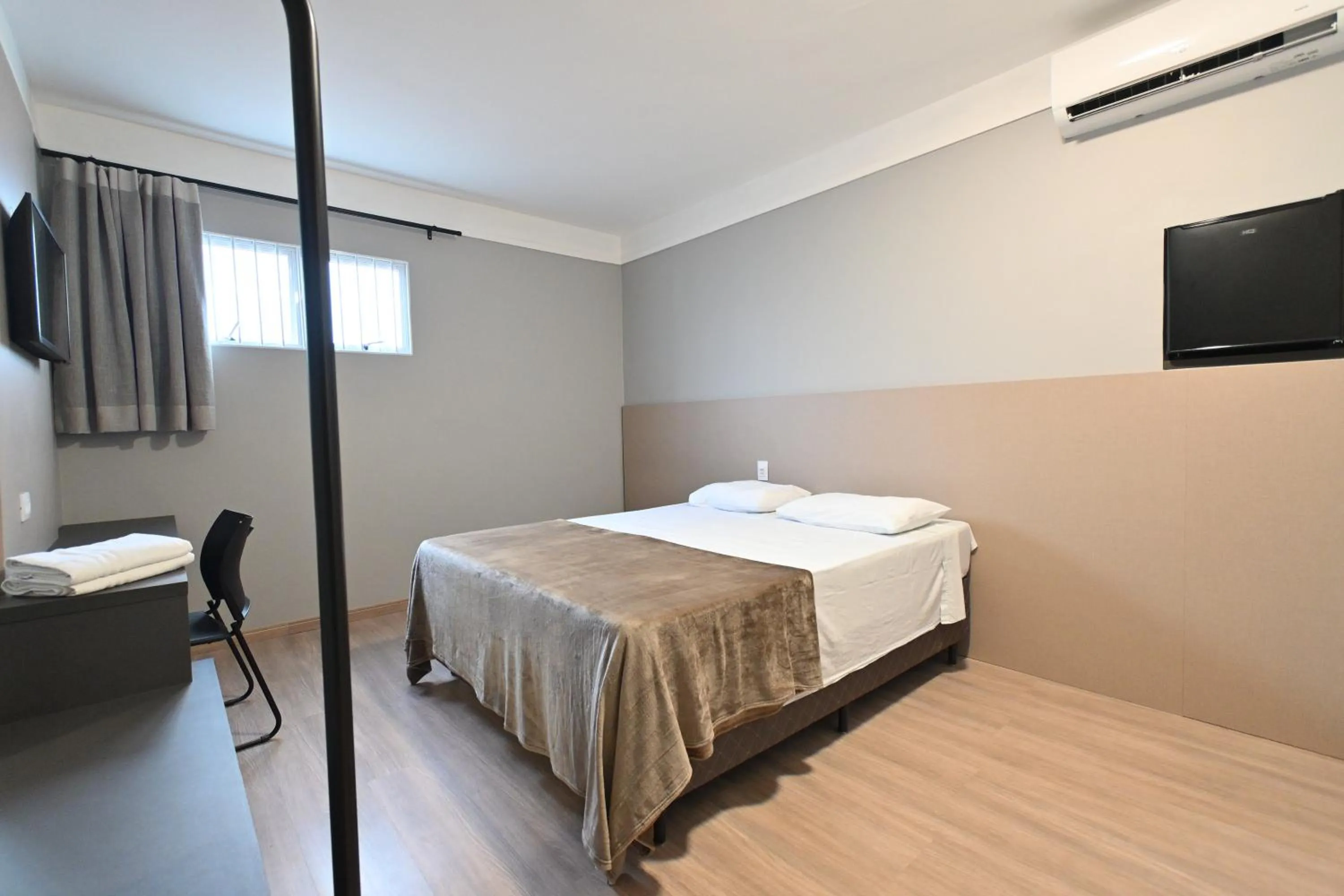 Bed in Hotel PrimeInn