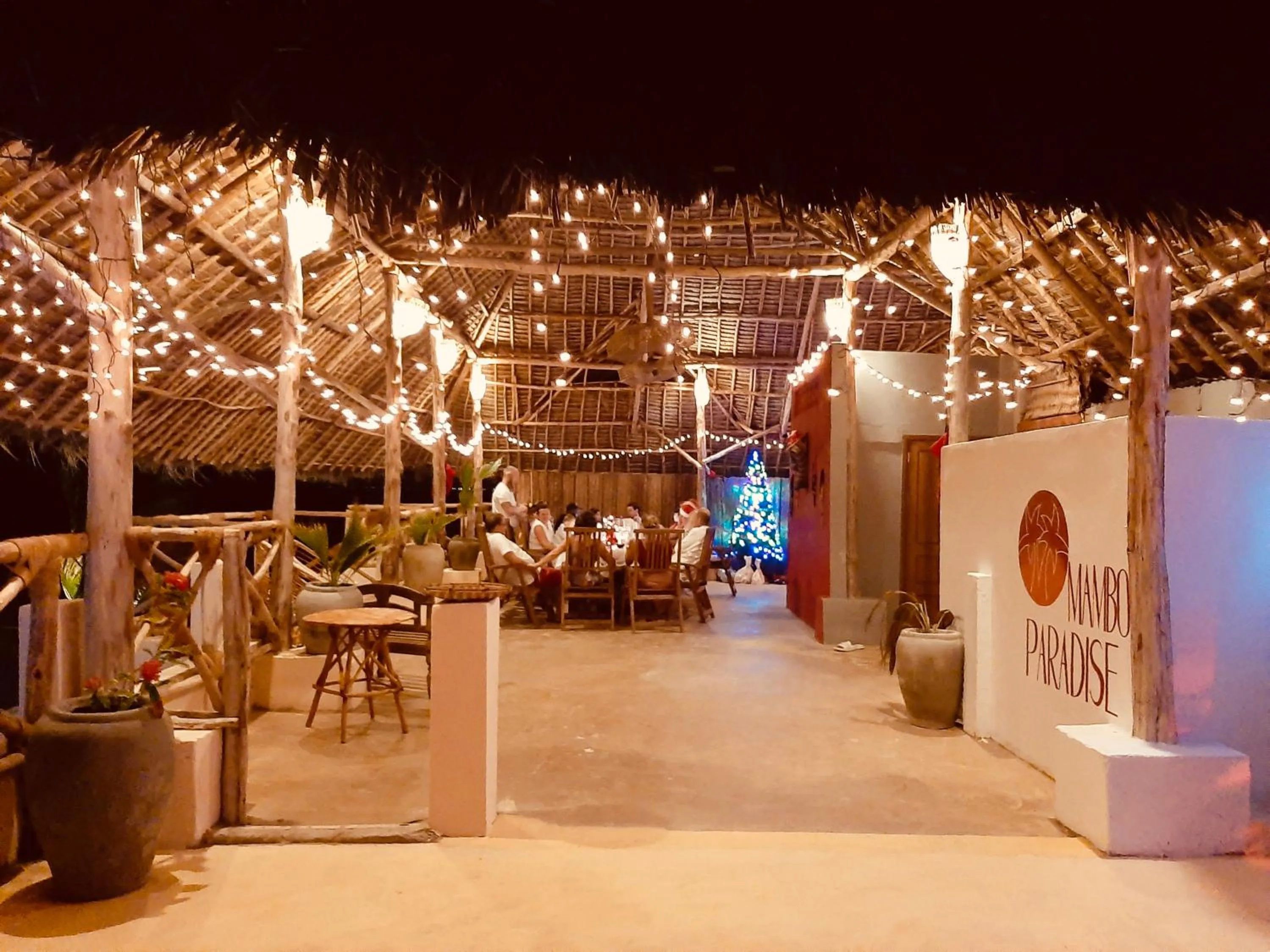 Restaurant/places to eat in Mambo Paradise