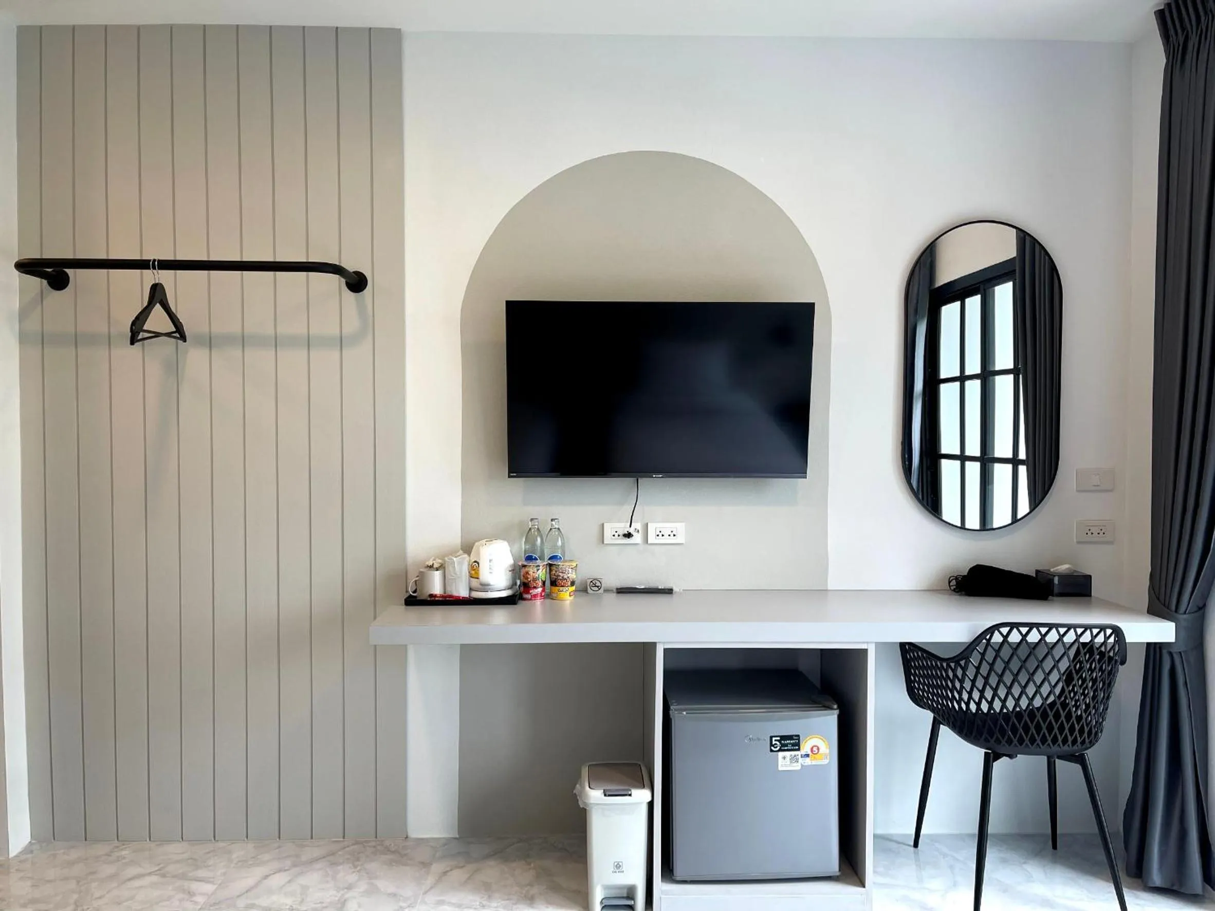 TV and multimedia in The Target Hotel chaingrai