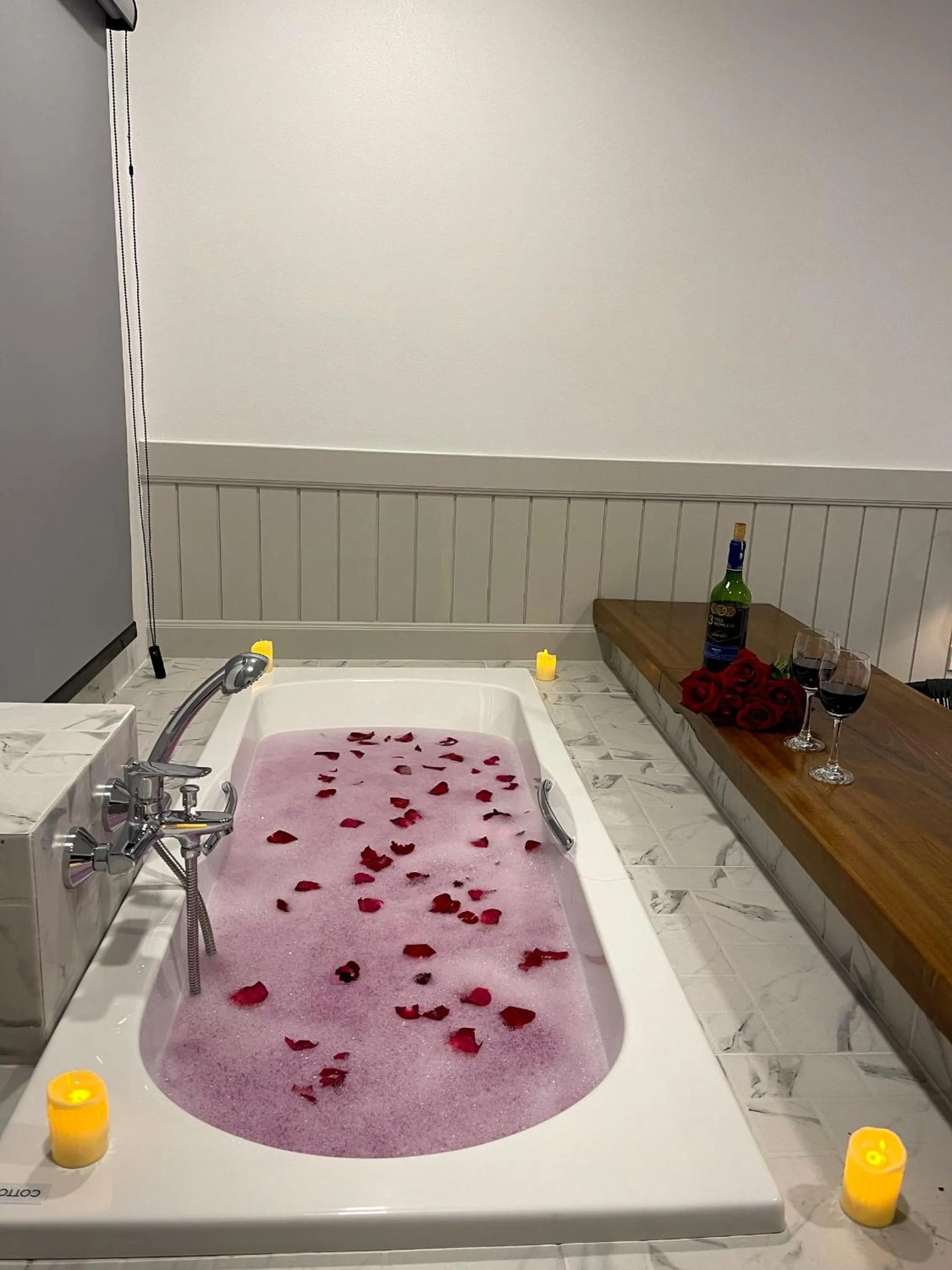 Hot Tub in The Target Hotel chaingrai