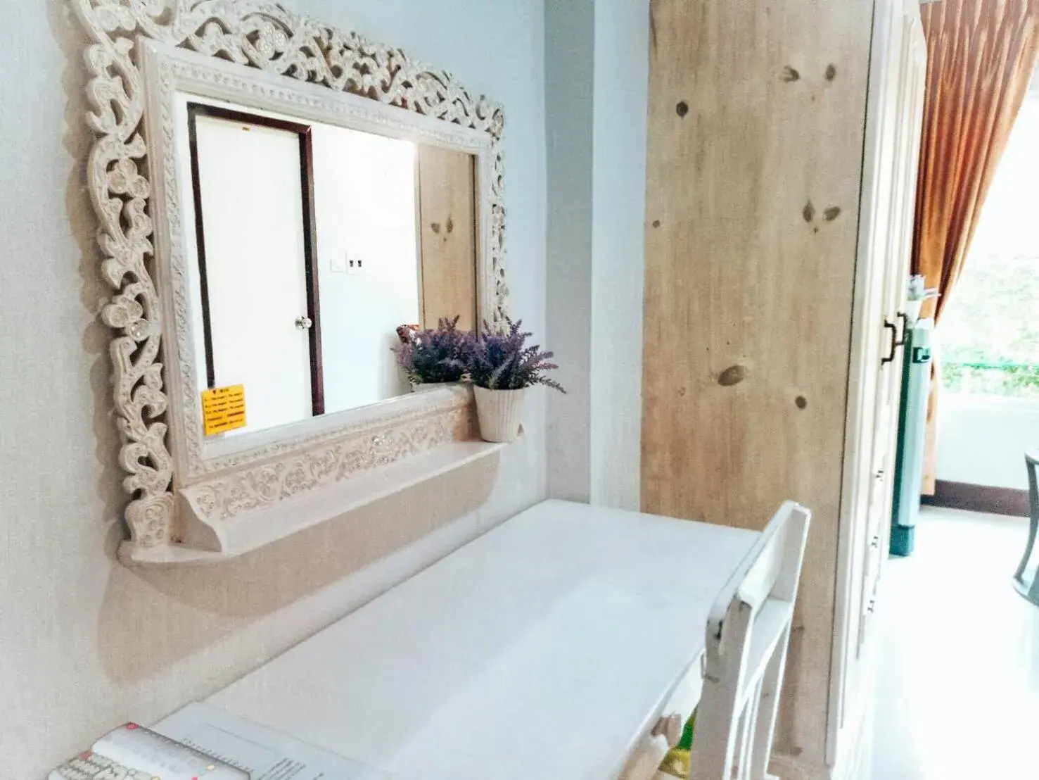 Property building, Bed in The Target Residence Property building, Bed in The Target Residence