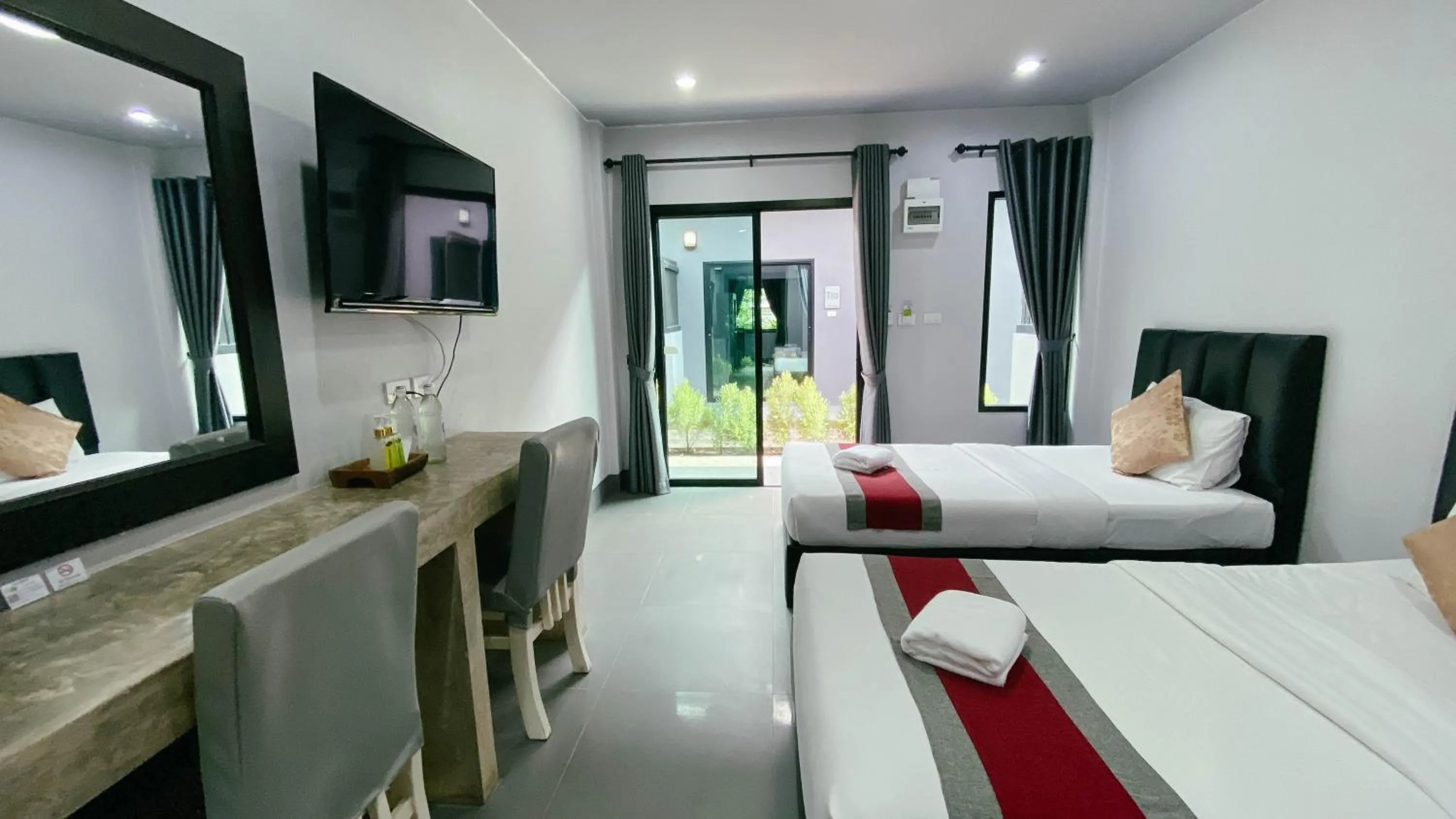 TV and multimedia, Bed in The Target Hotel chaingrai