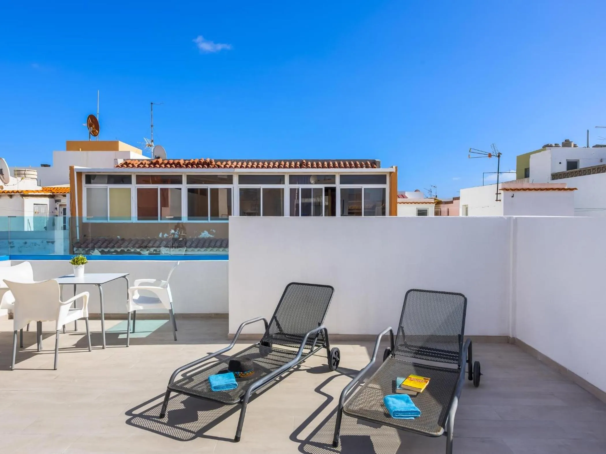 OKEANOS Eco Guest House