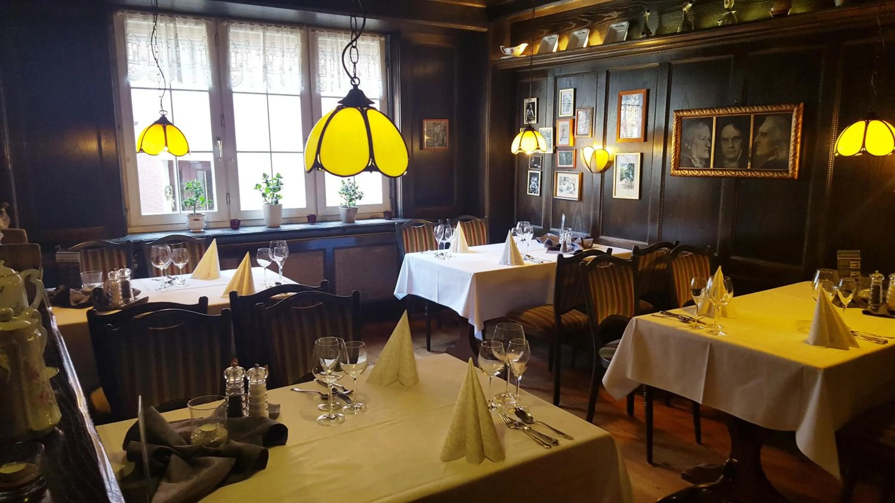 Restaurant/places to eat in Meister BÄR HOTEL Bayreuth