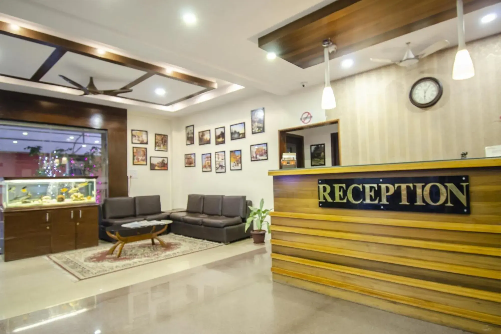 Lobby or reception in Hotel Sunshine Lobby or reception in Hotel Sunshine