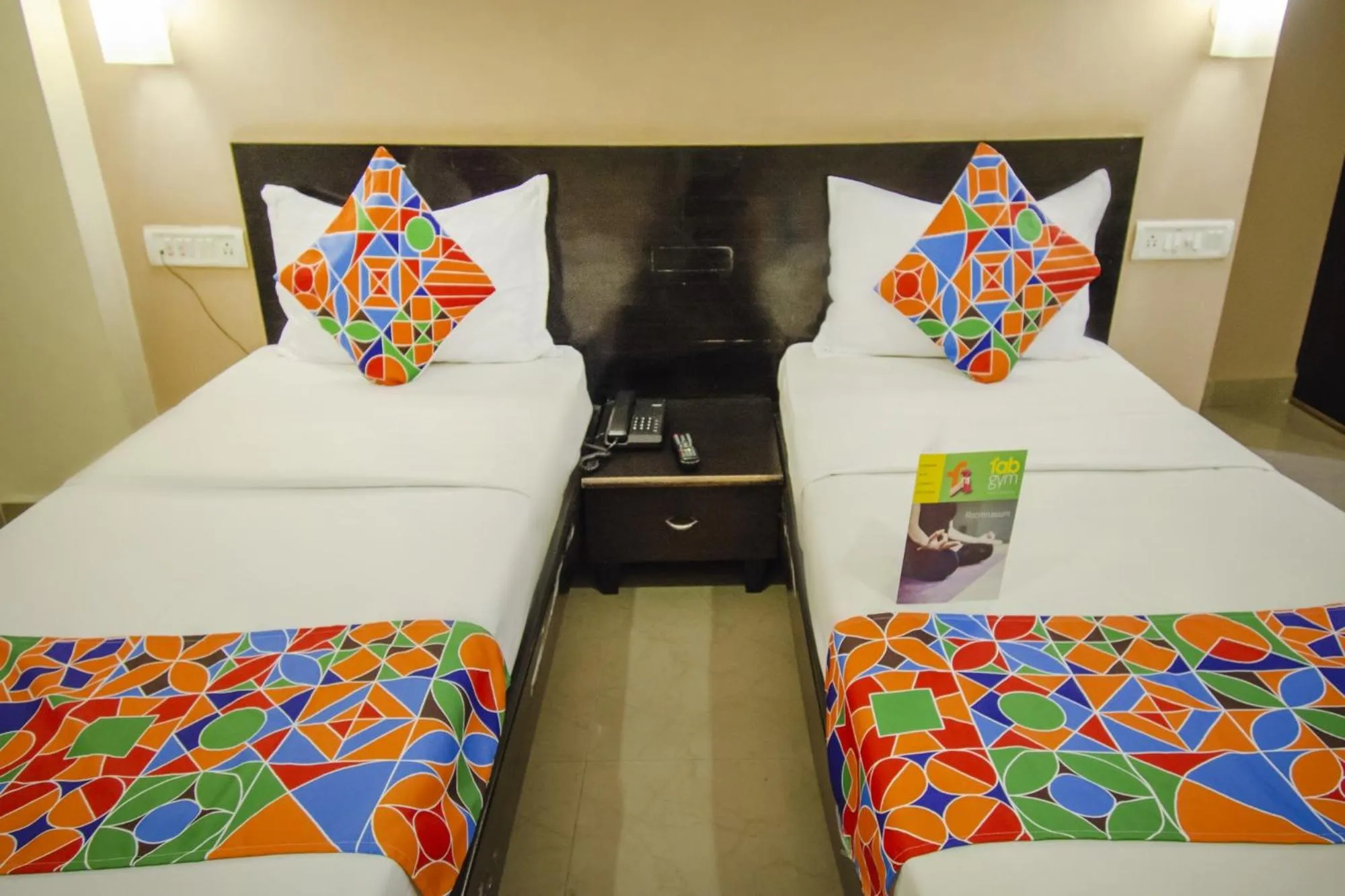 Bedroom, Bed in Hotel Sunshine