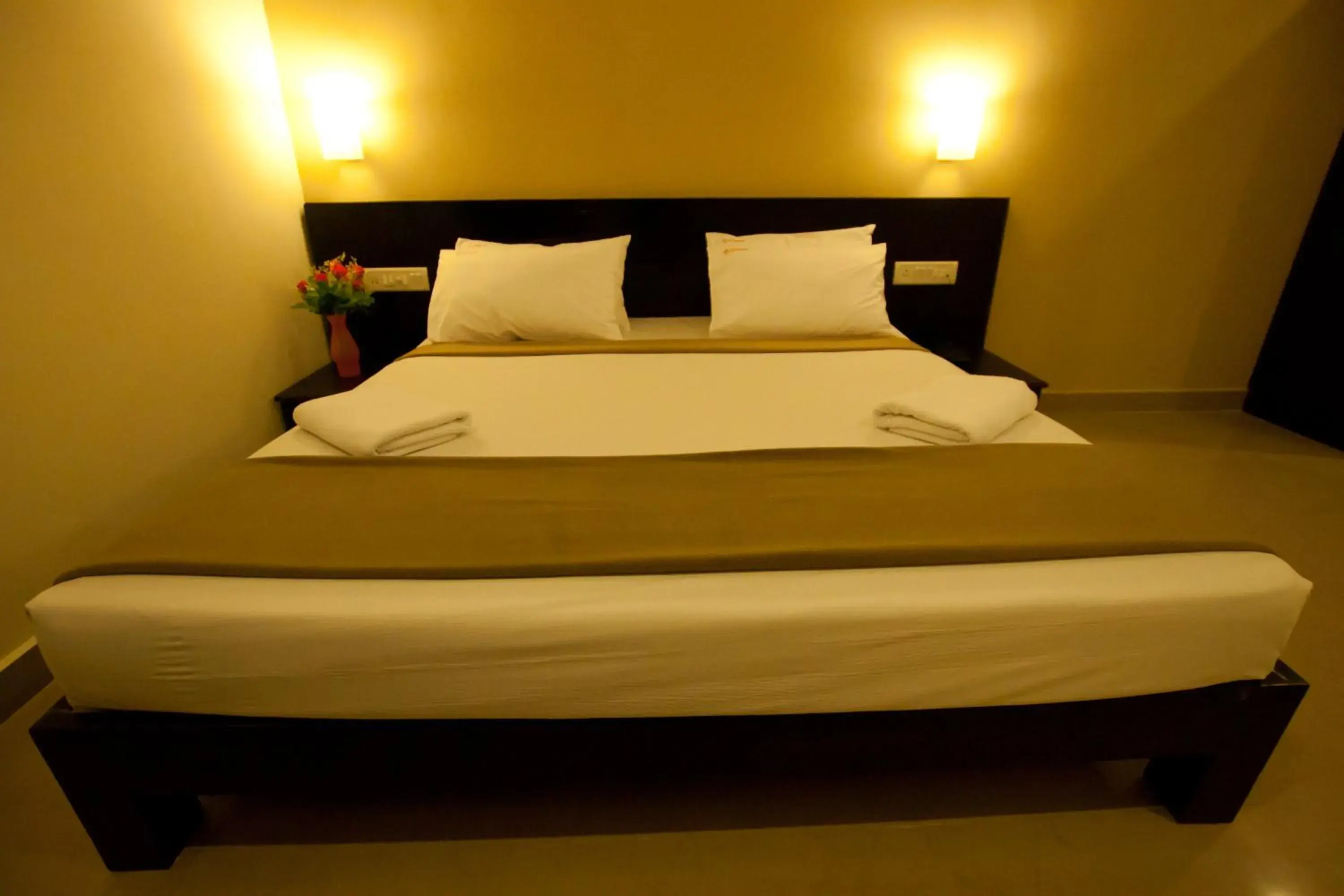 Bedroom, Bed in Hotel Sunshine Bedroom, Bed in Hotel Sunshine