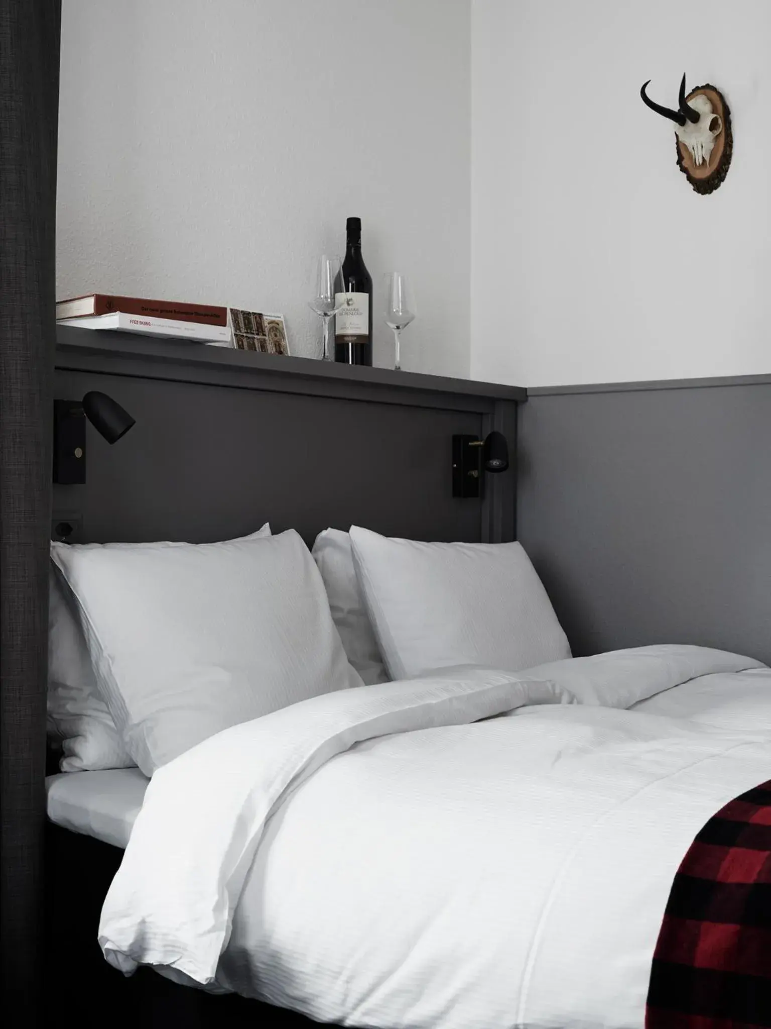 Bedroom, Bed in Ski Lodge Engelberg Bedroom, Bed in Ski Lodge Engelberg