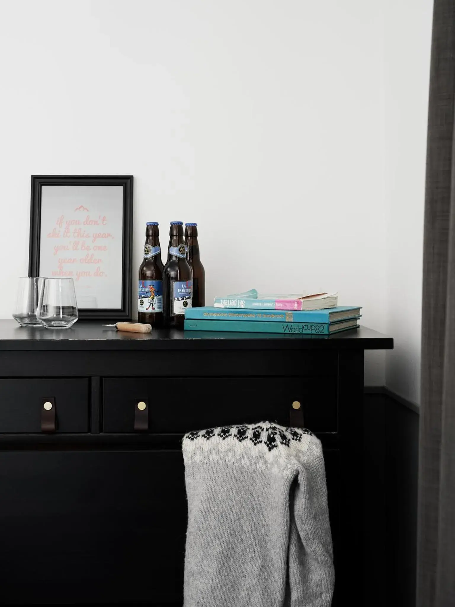 Deluxe Twin Room in Ski Lodge Engelberg Deluxe Twin Room in Ski Lodge Engelberg