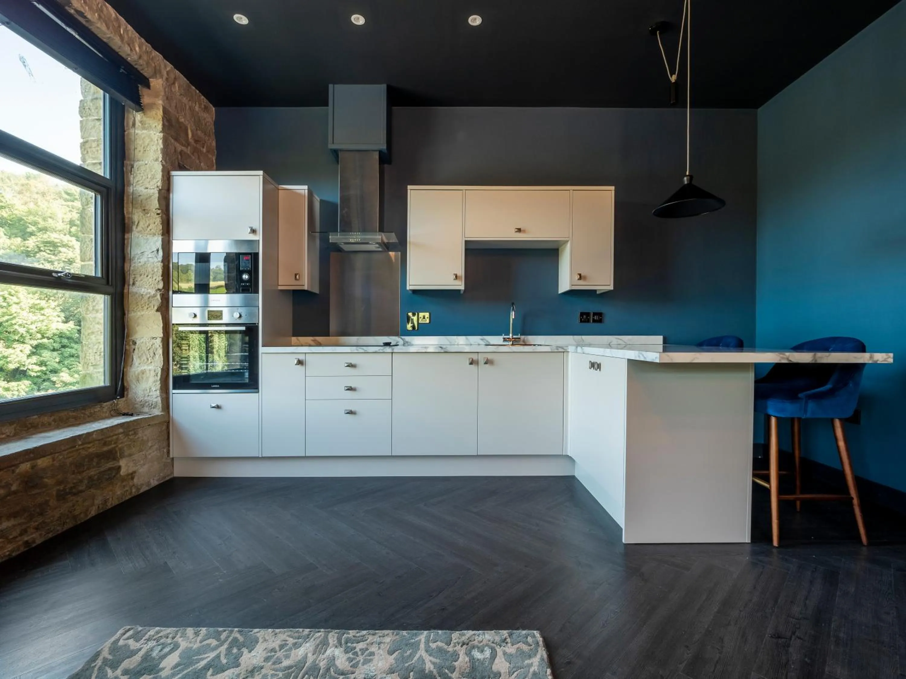 Kitchen or kitchenette in Bowers Mill Aparthotel