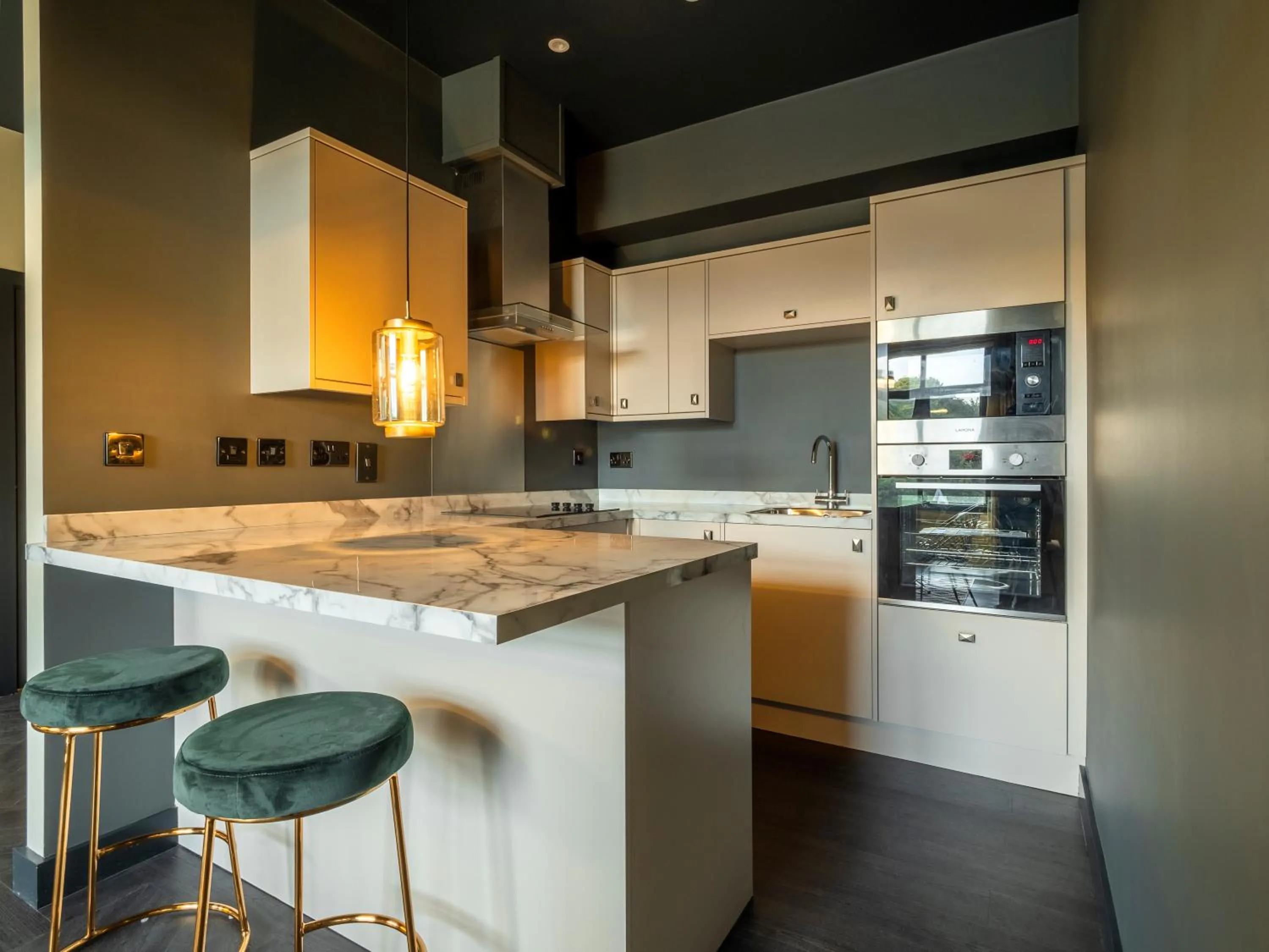 Kitchen or kitchenette in Bowers Mill Aparthotel