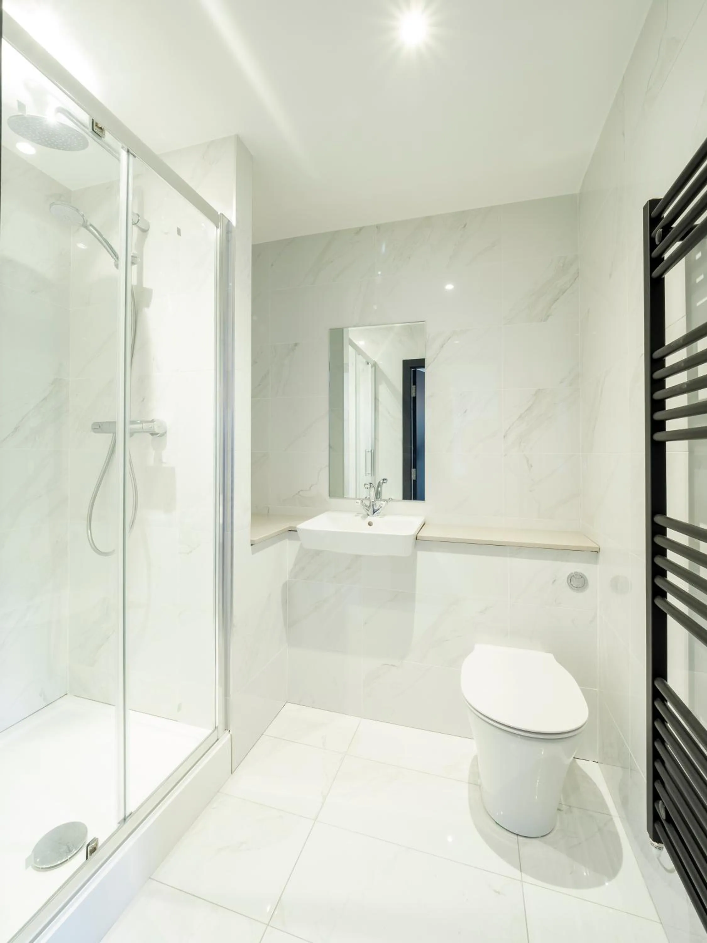 Bathroom in Bowers Mill Aparthotel