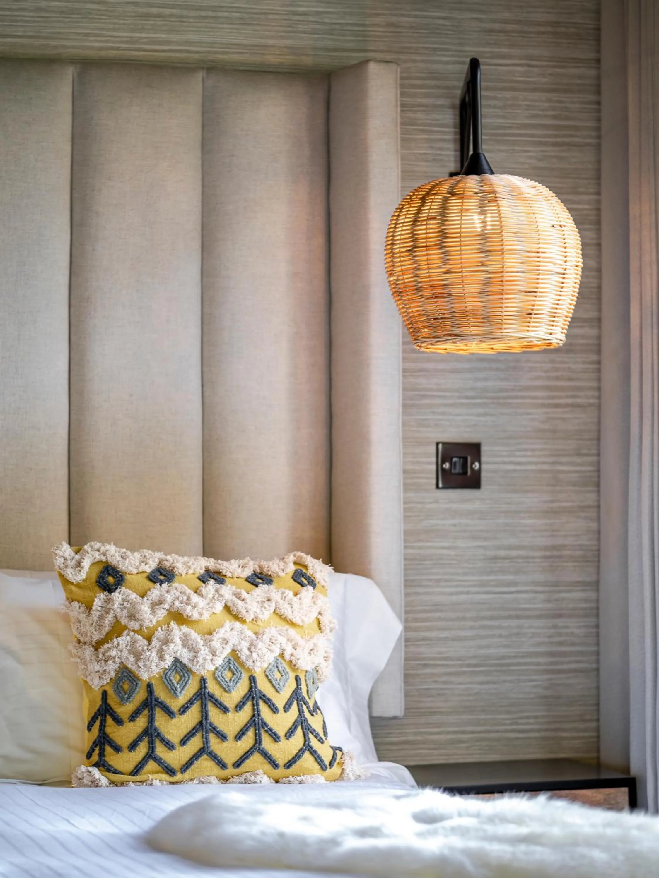 Bed in Bowers Mill Aparthotel