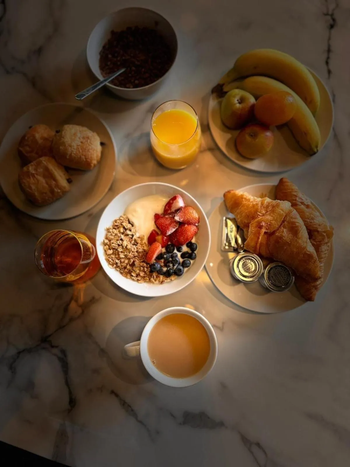 Breakfast in Bowers Mill Aparthotel