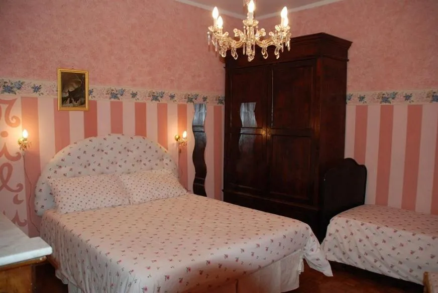 Bed in B&B Milù