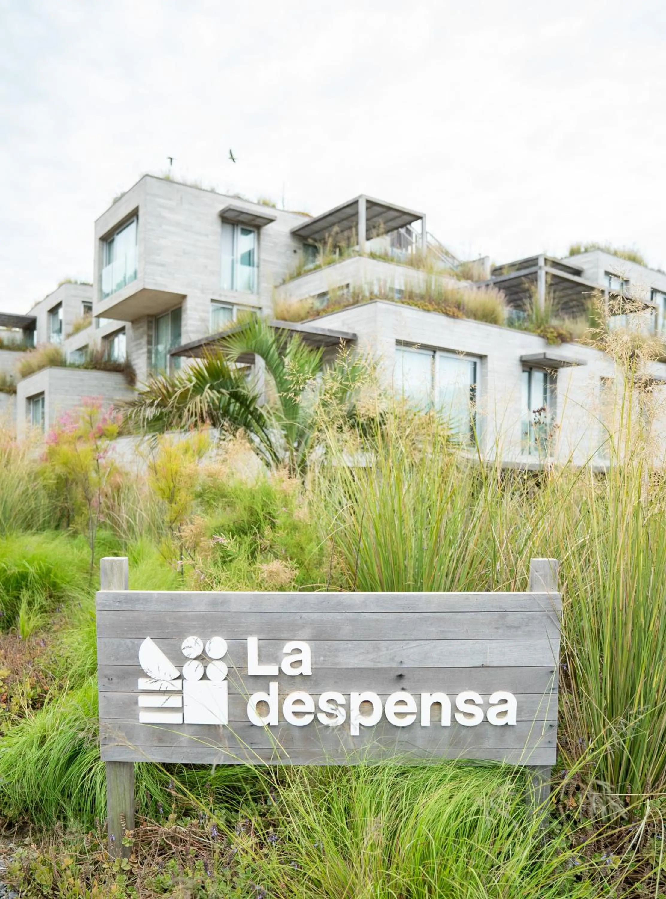 Facade/entrance in Casagrande Hotel & Beach Club