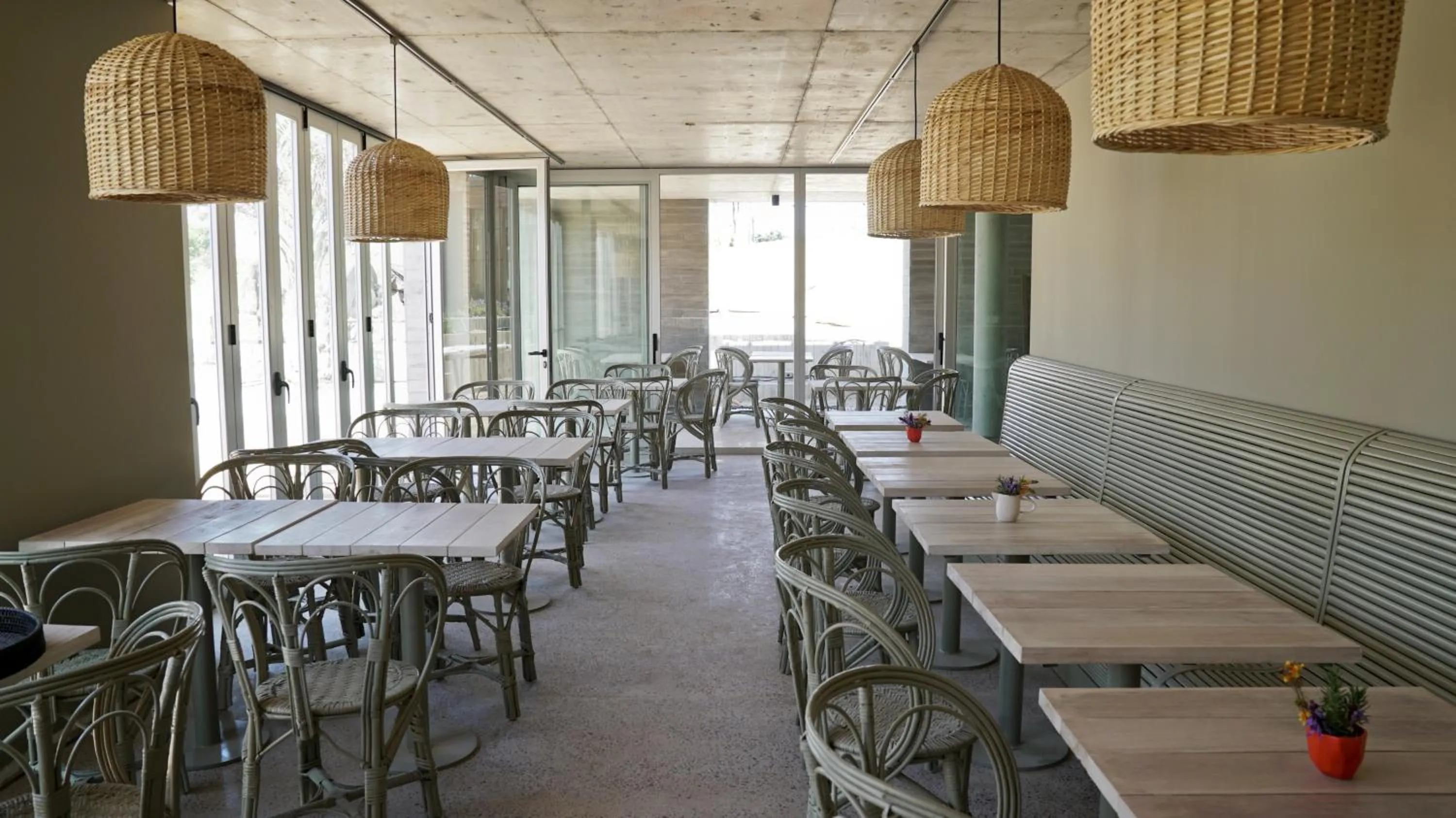 Restaurant/places to eat in Casagrande Hotel & Beach Club