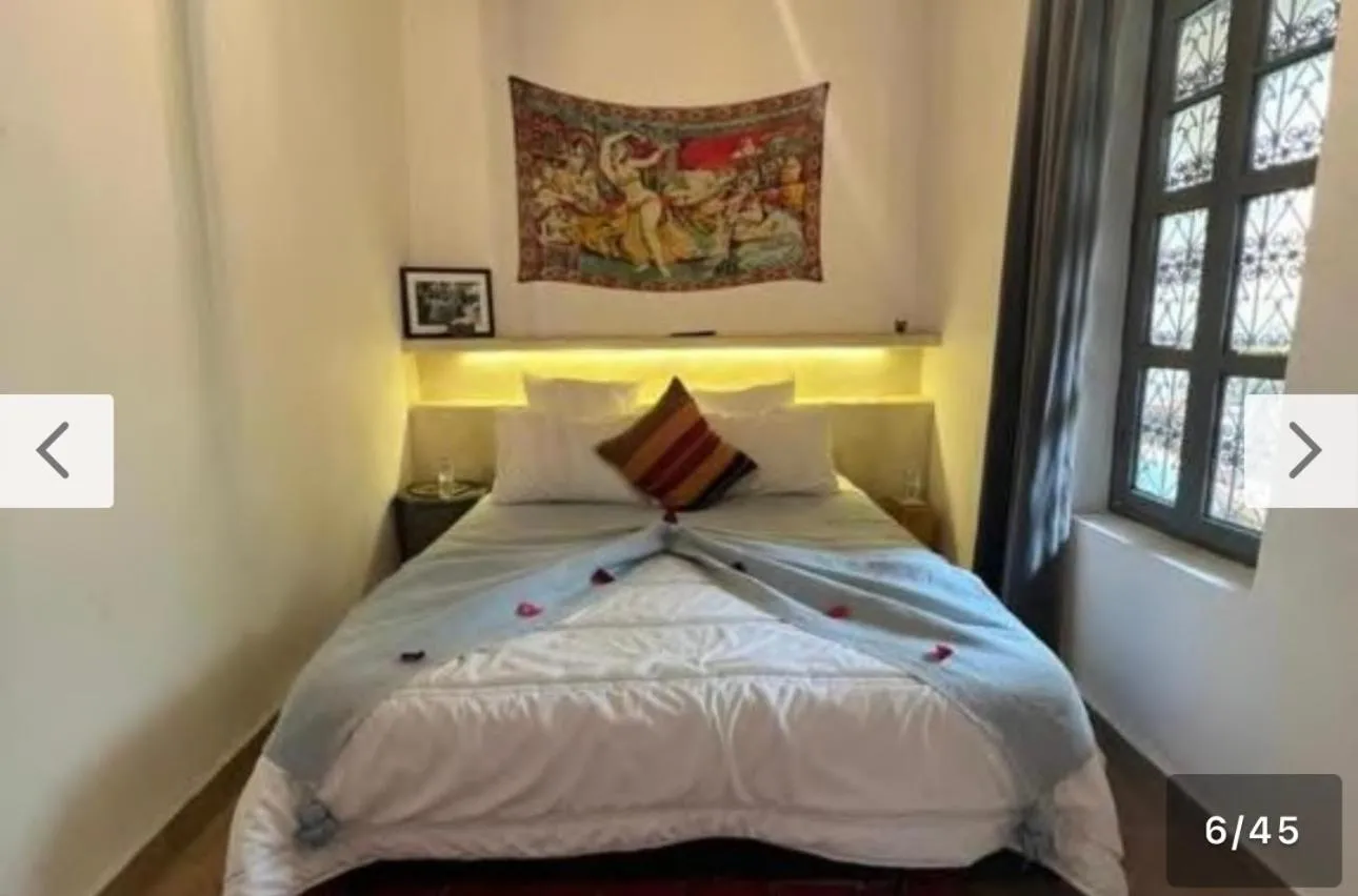 Bed in Riad 103 Medina Pool and Hammam