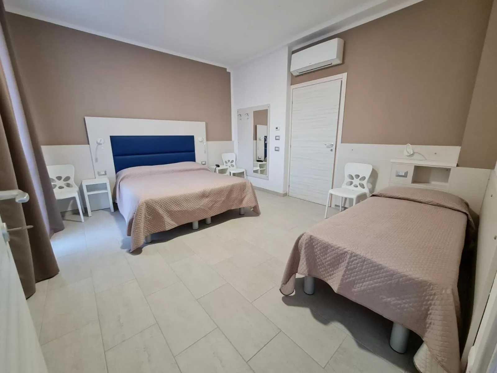 Bed in Hotel City 20