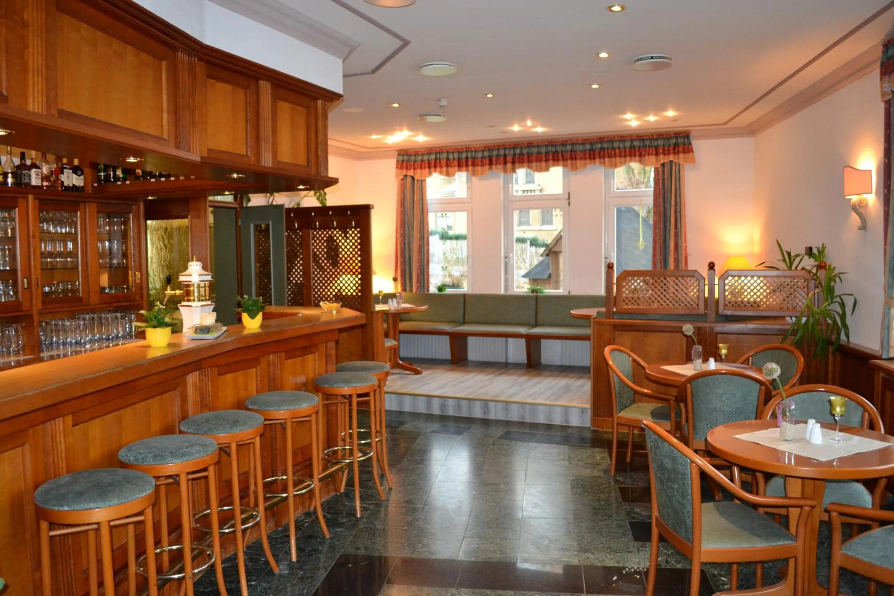 Restaurant/places to eat in Meister BÄR HOTEL Vogtland