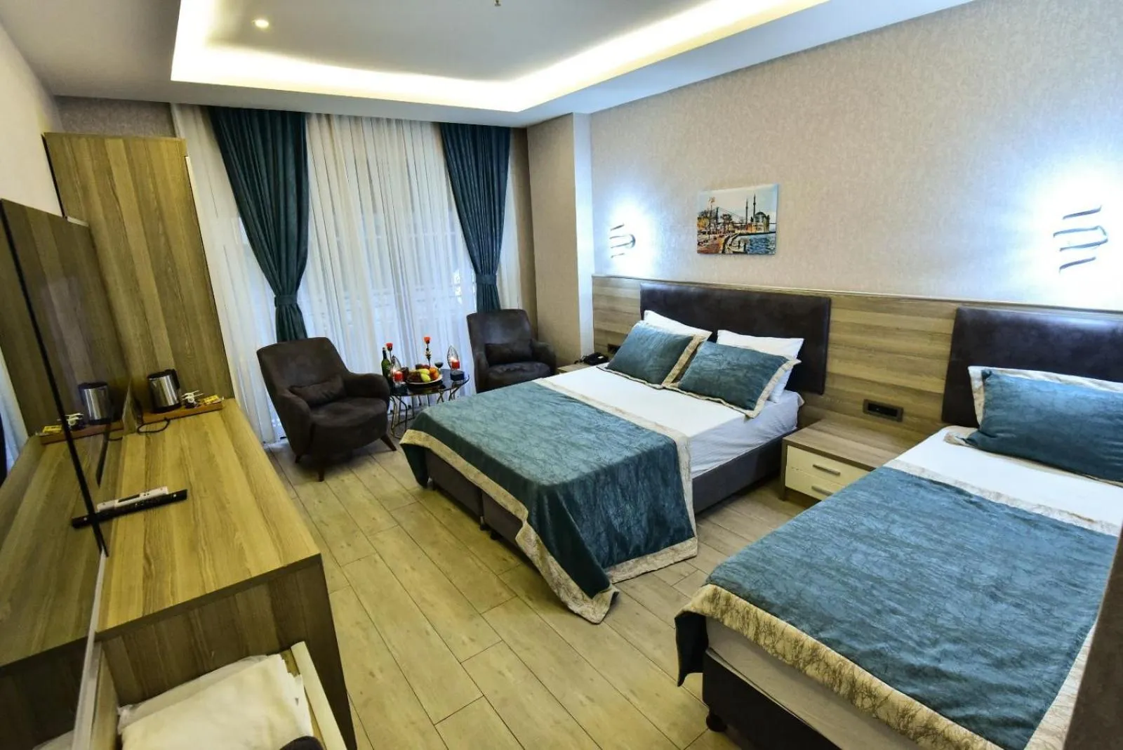 Photo of the whole room in RESTWON SUIT