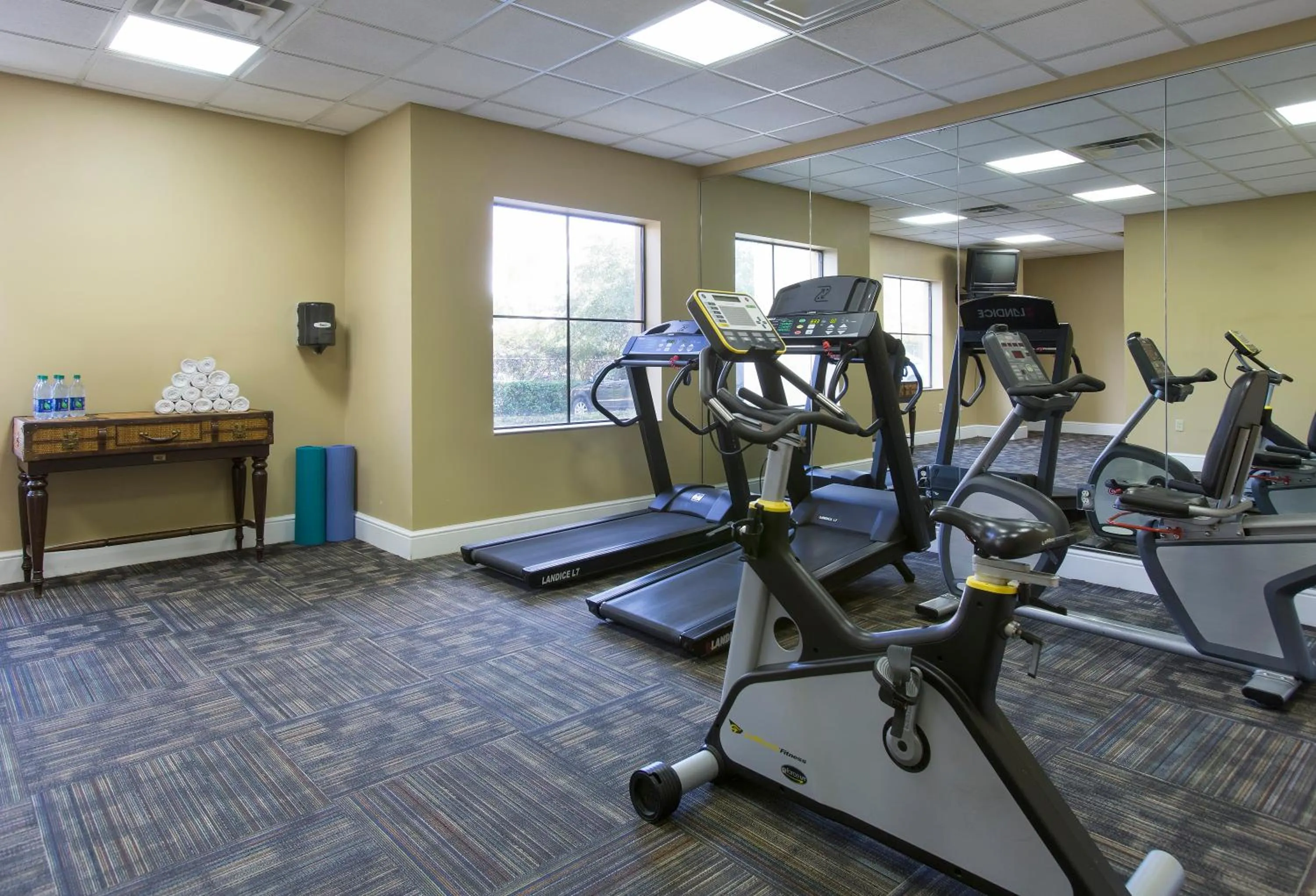 Fitness centre/facilities in staySky Suites I-Drive Orlando Near Universal