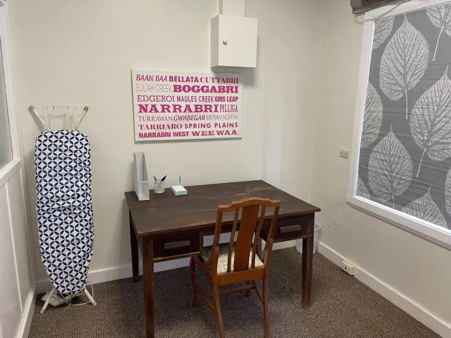 Three-Bedroom Apartment in The Old Flour Mill Apartment (Gallipoli house)
