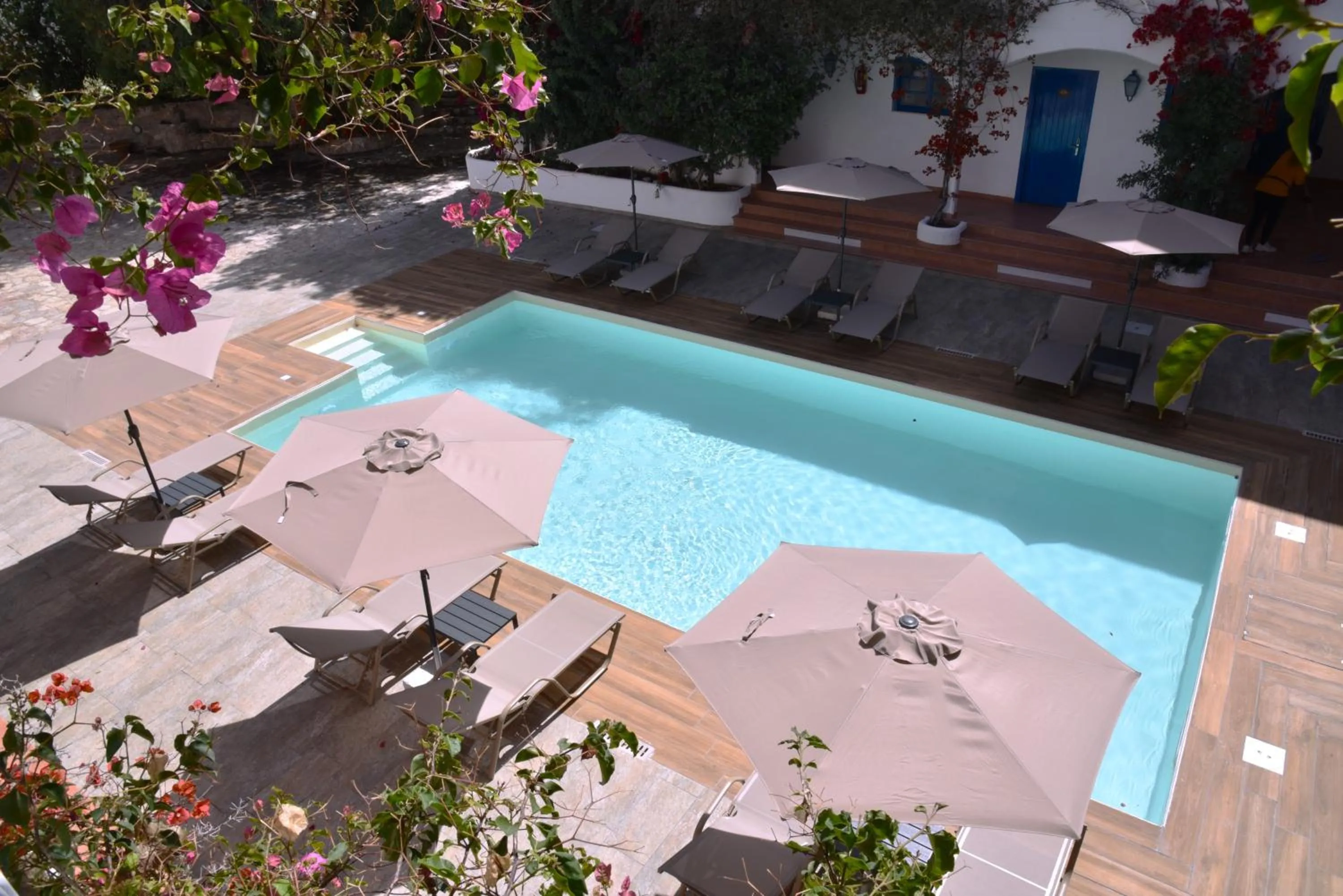 Swimming pool in Boutique Hotel Tilos Mare