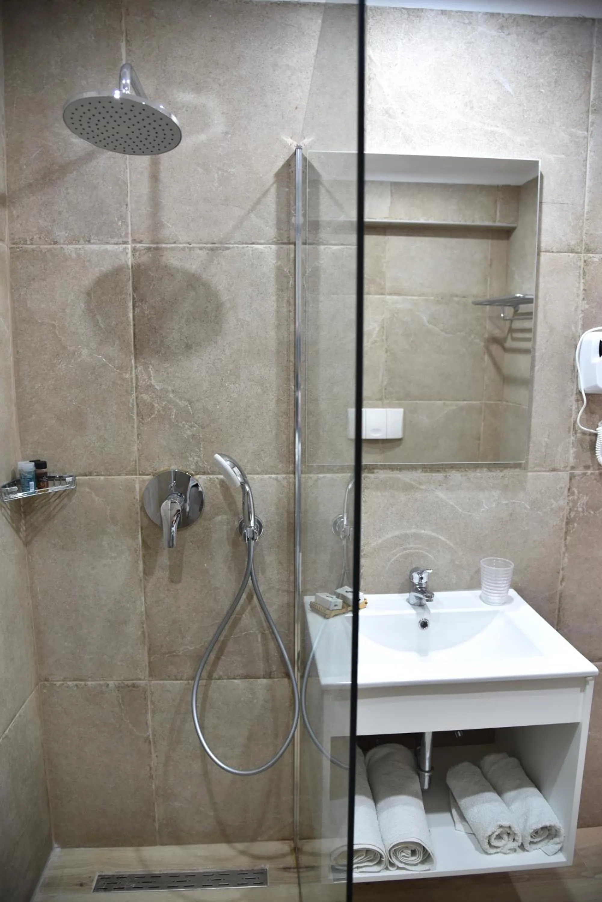 Shower in Boutique Hotel Tilos Mare