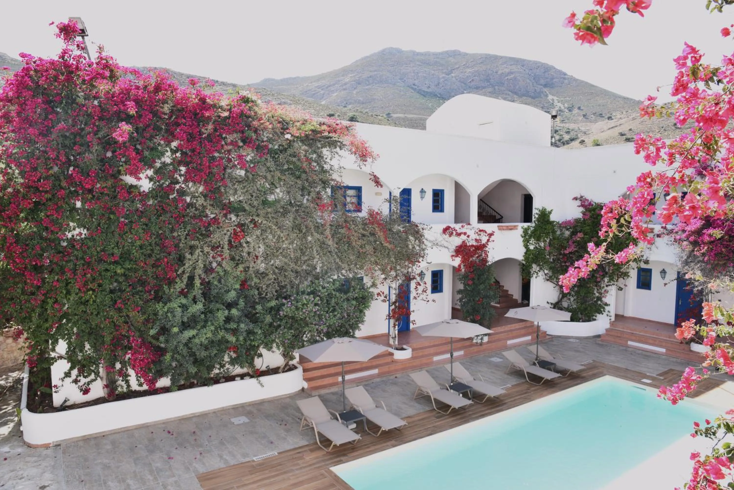 Swimming pool in Boutique Hotel Tilos Mare