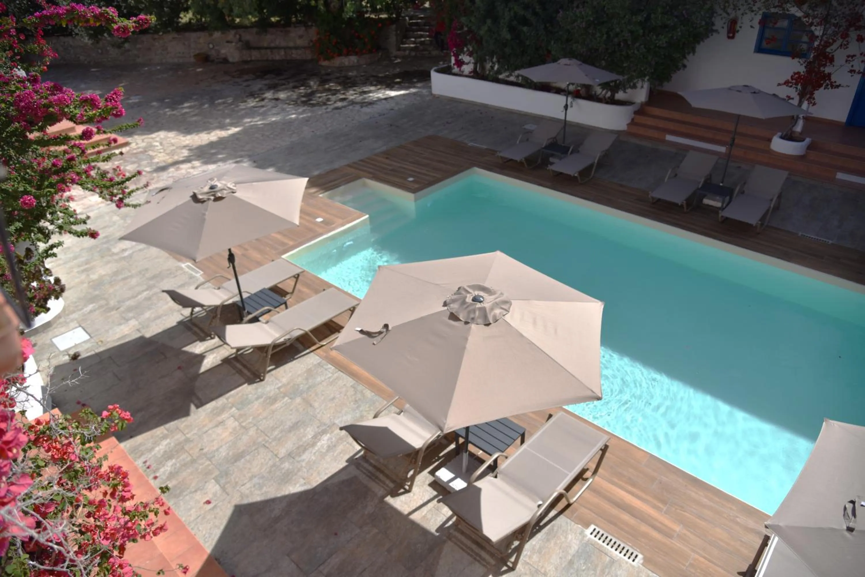Swimming pool in Boutique Hotel Tilos Mare