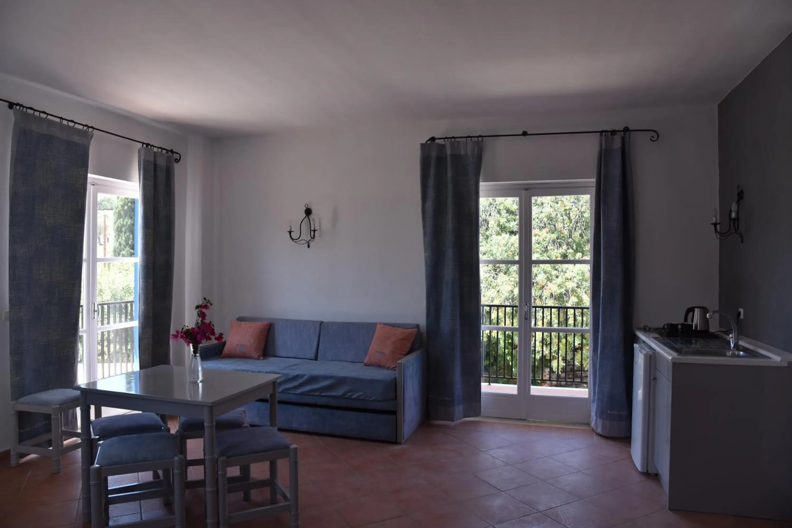 Deluxe Apartment in Boutique Hotel Tilos Mare Deluxe Apartment in Boutique Hotel Tilos Mare