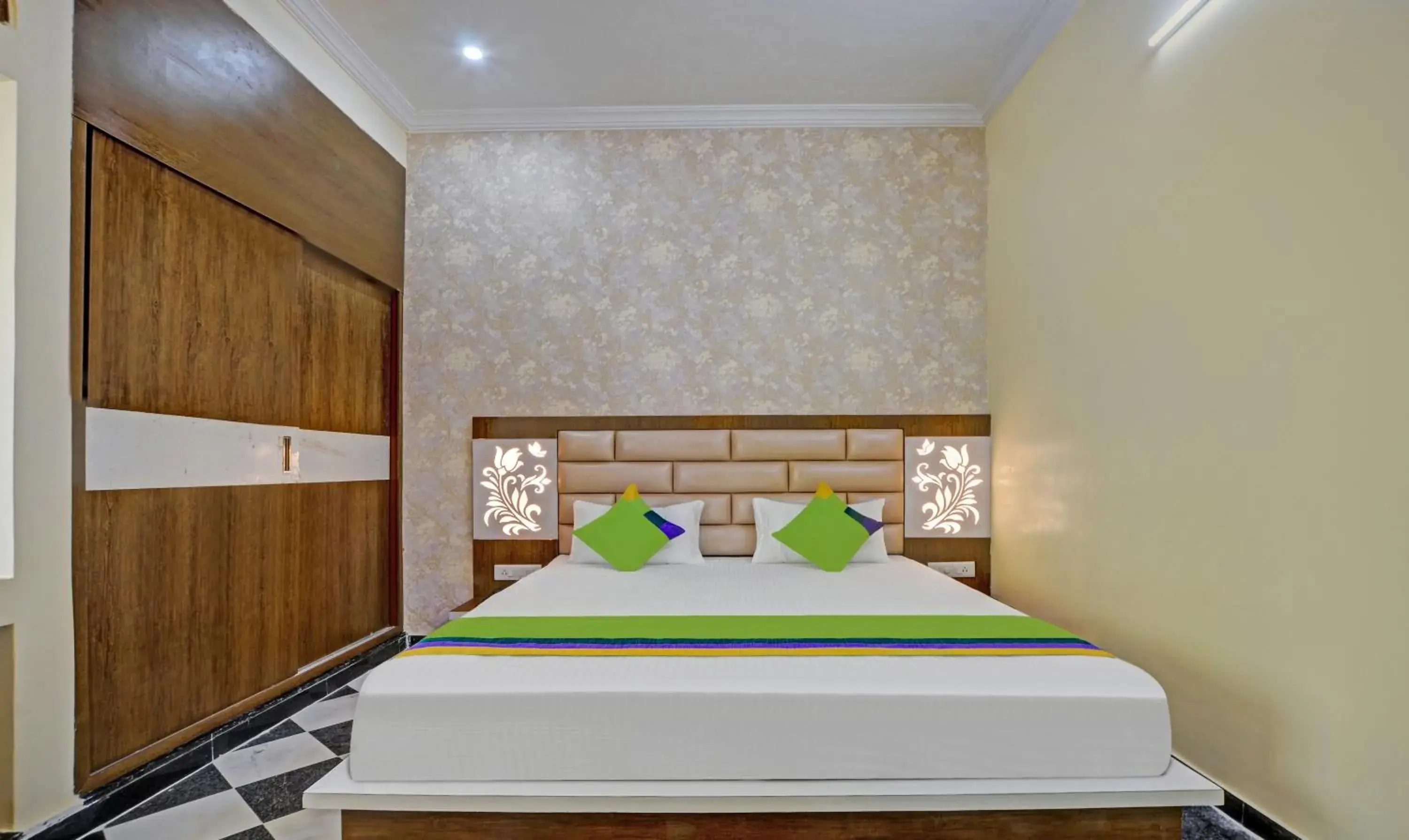 Bed in Hotel Vishvam Residency Udaipur Bed in Hotel Vishvam Residency Udaipur
