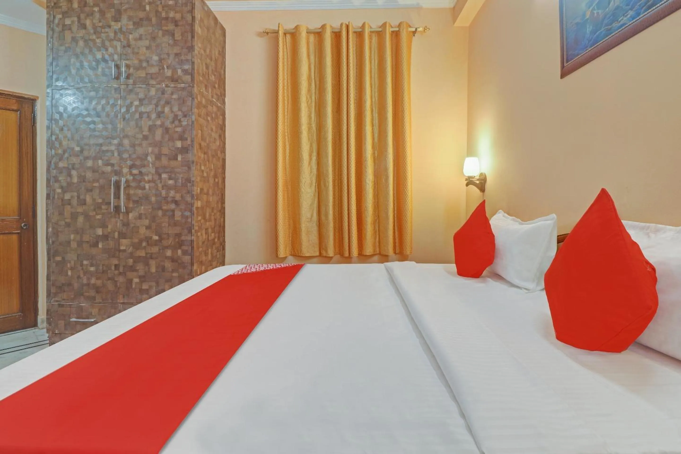 Bedroom, Bed in Super Hotel O Satguru Residency