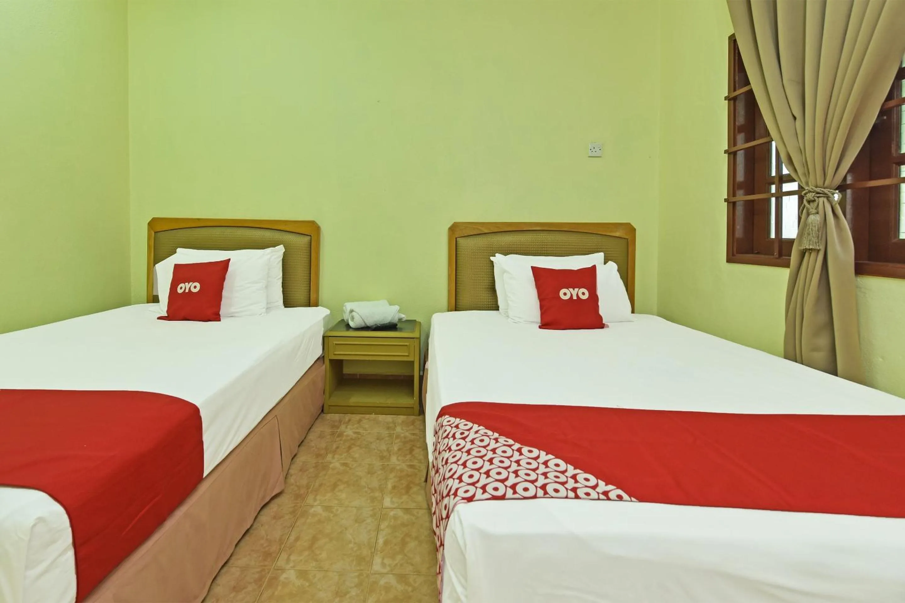 Bedroom in Collection O 90622 Sehijau Cenang