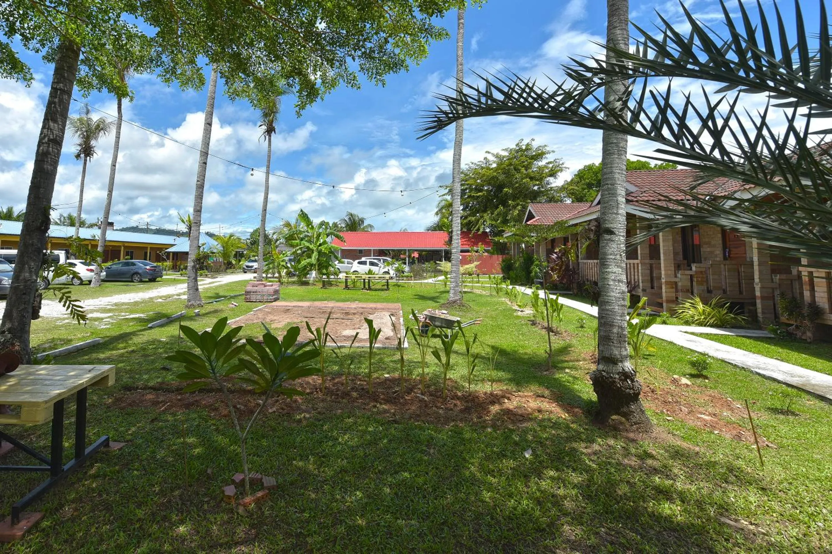 Facade/entrance in Collection O 90622 Sehijau Cenang
