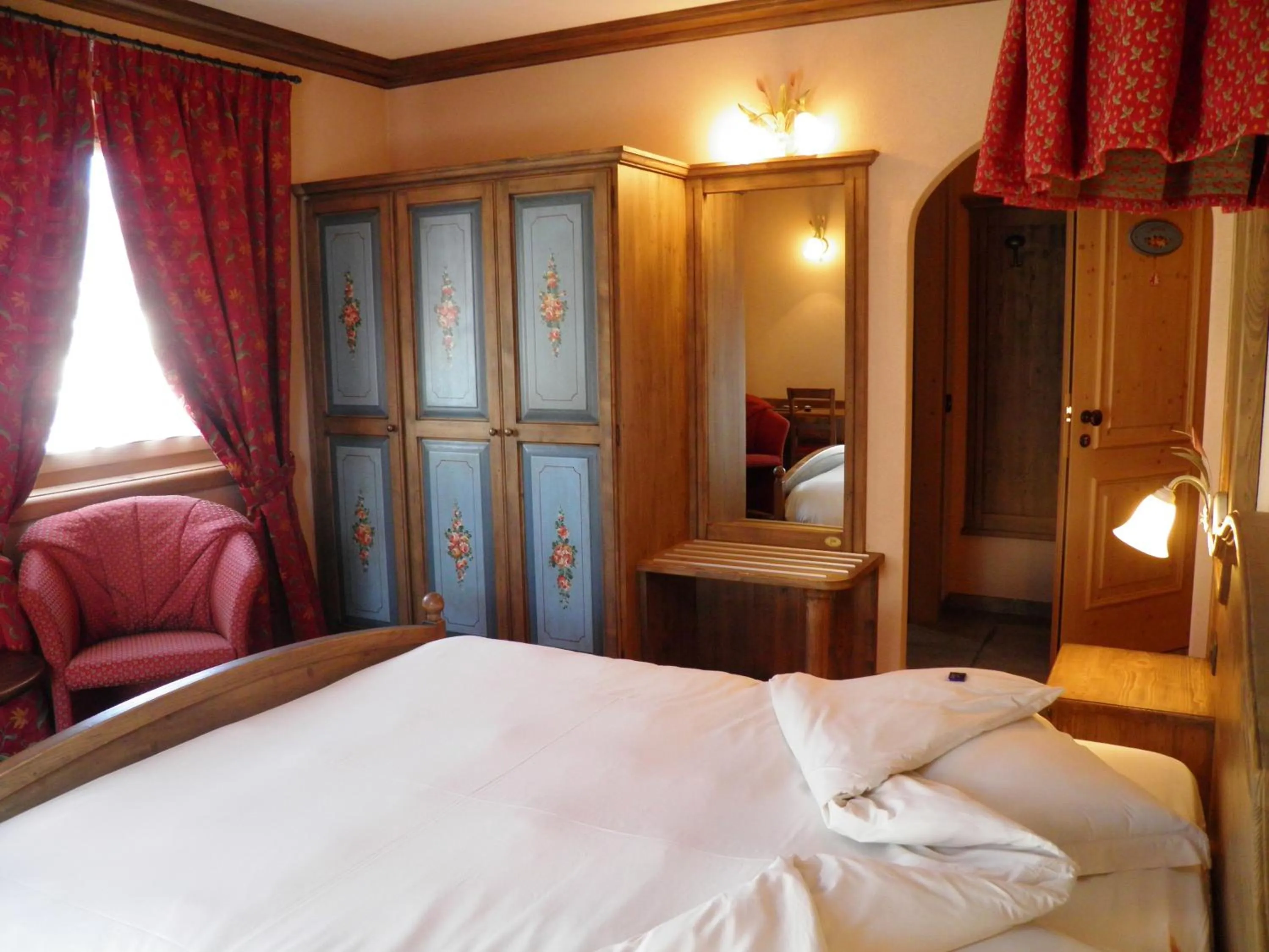 Decorative detail, Bed in Hotel Pontiglia