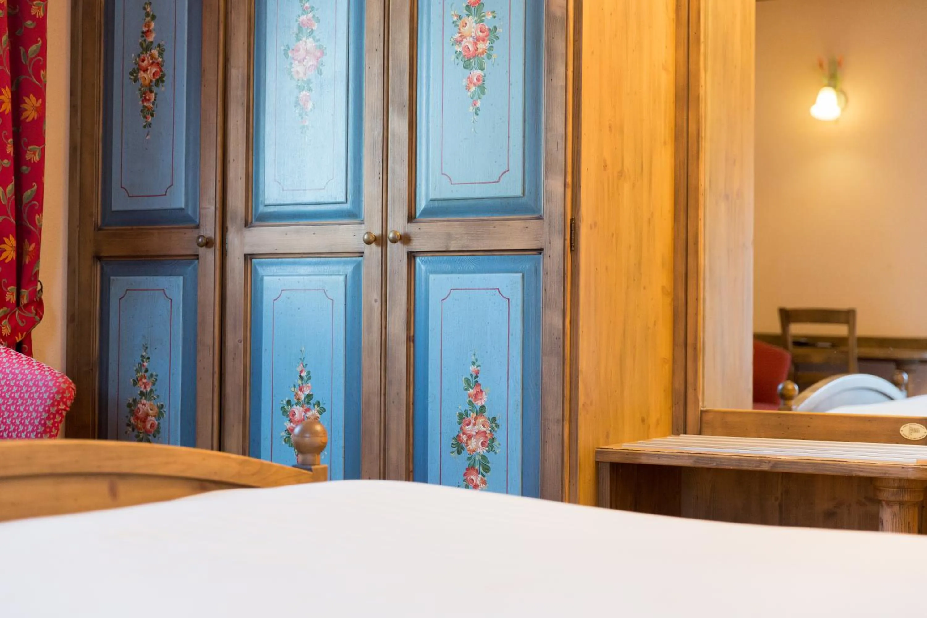 Bedroom, Bed in Hotel Pontiglia