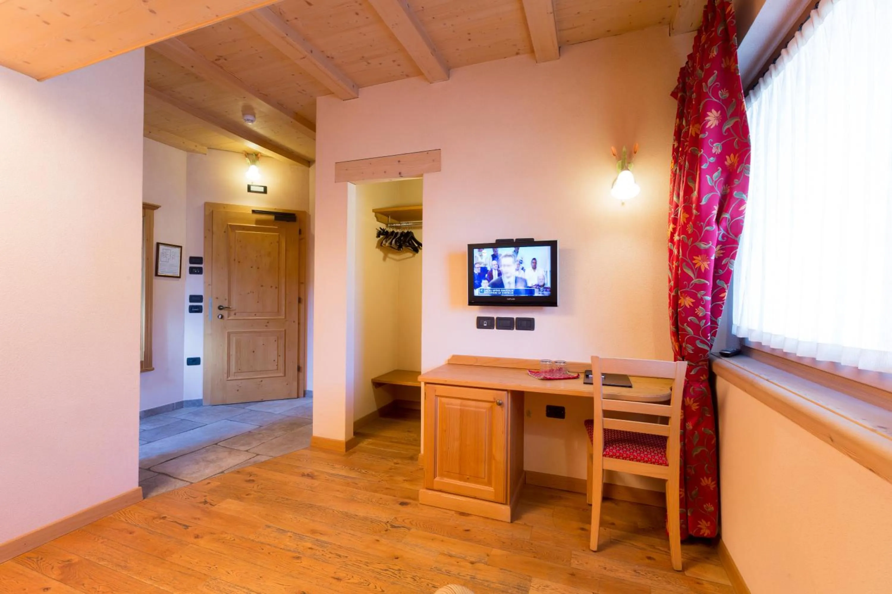 Bedroom in Hotel Pontiglia