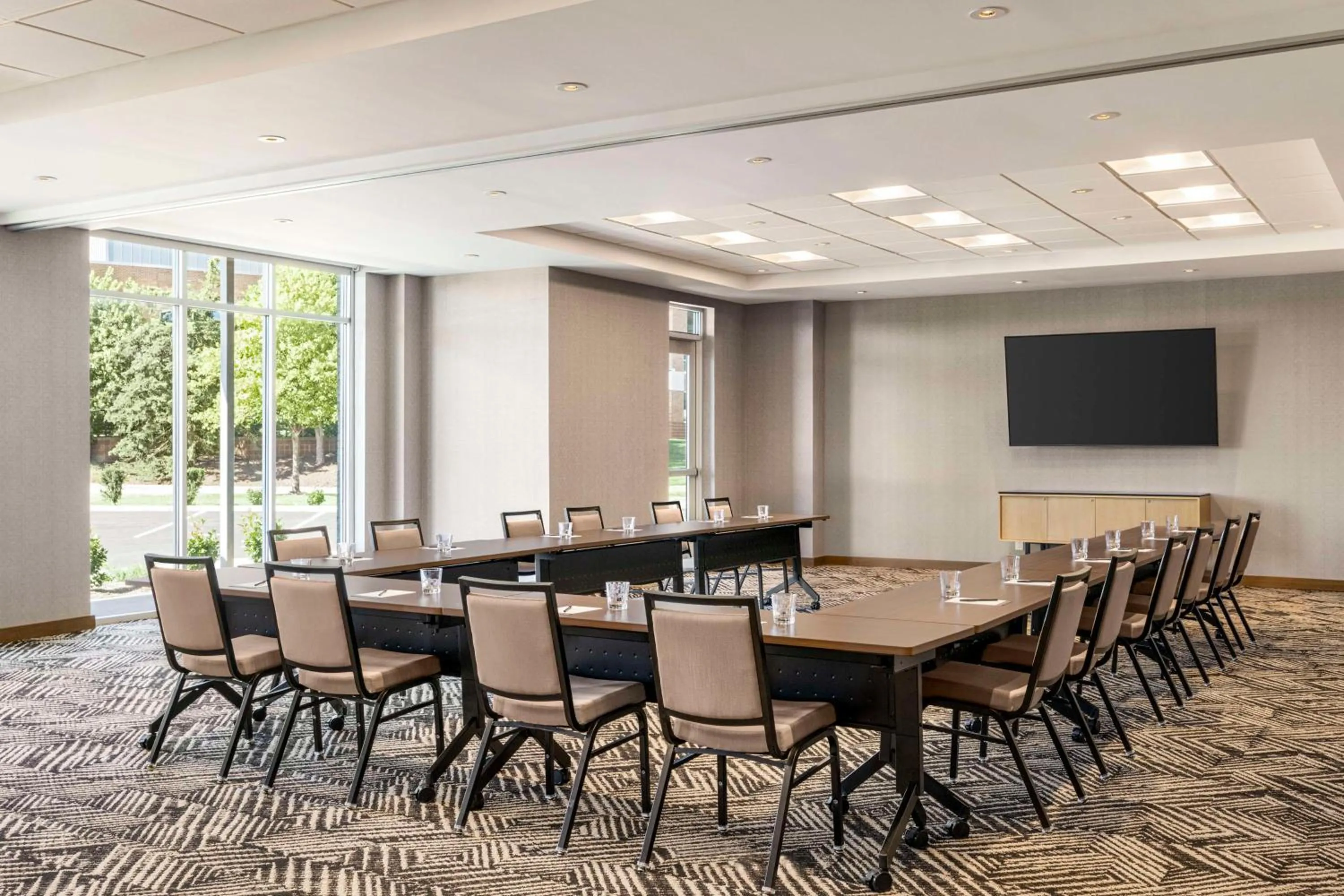 Meeting/conference room in Hyatt Place Columbus Polaris