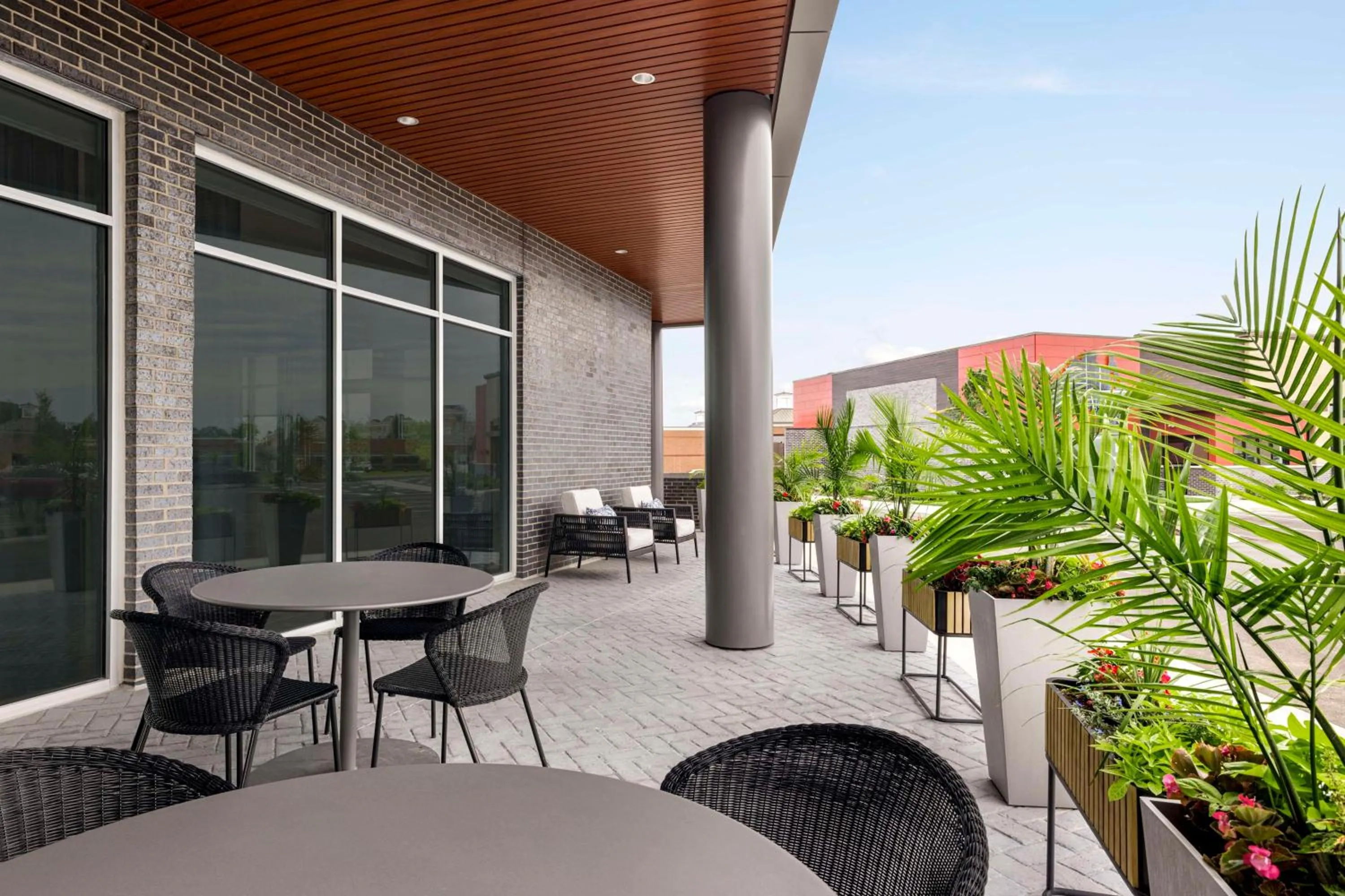 Patio in Hyatt Place Columbus Polaris
