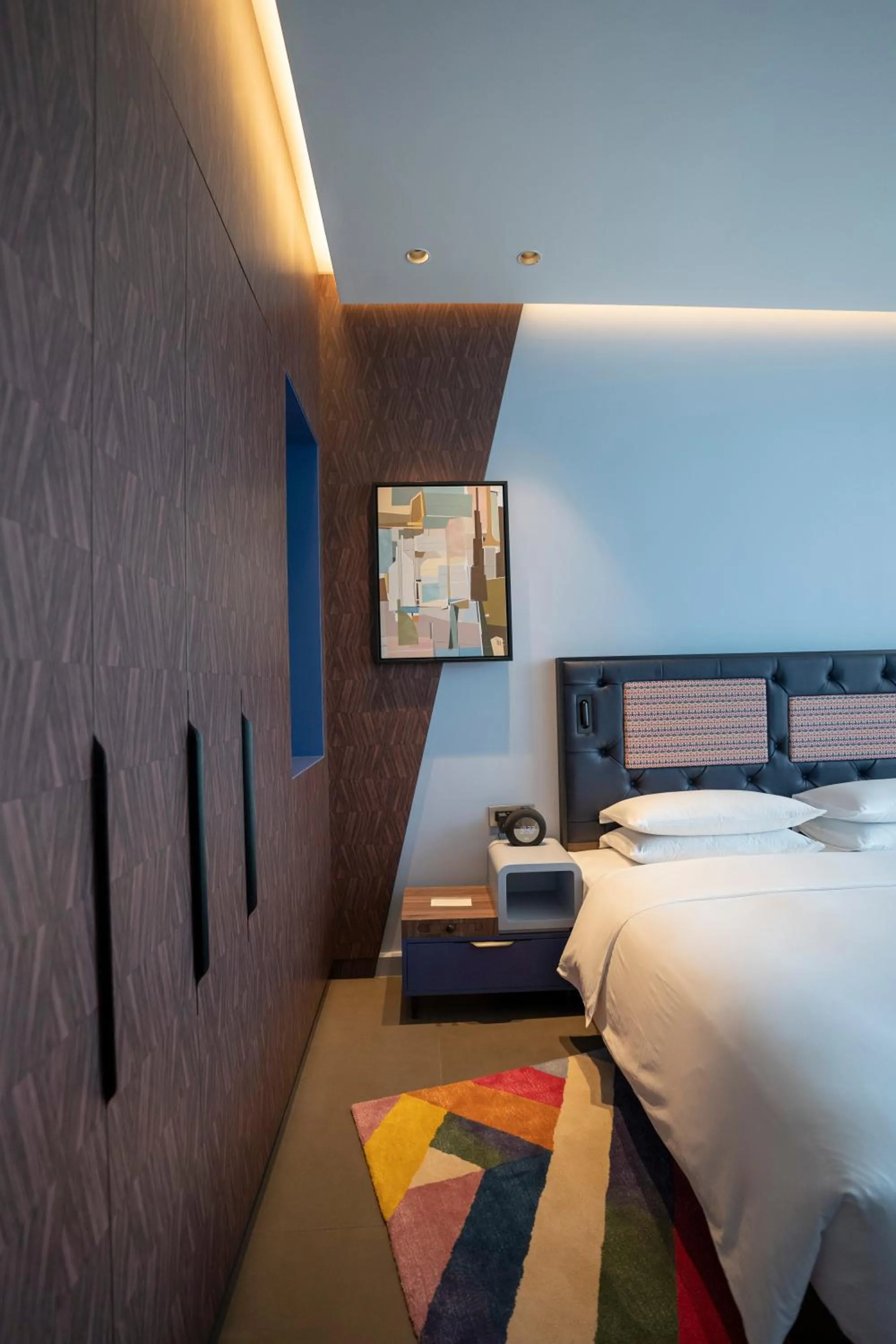Property building, Bed in Hyatt Centric Jumeirah Dubai